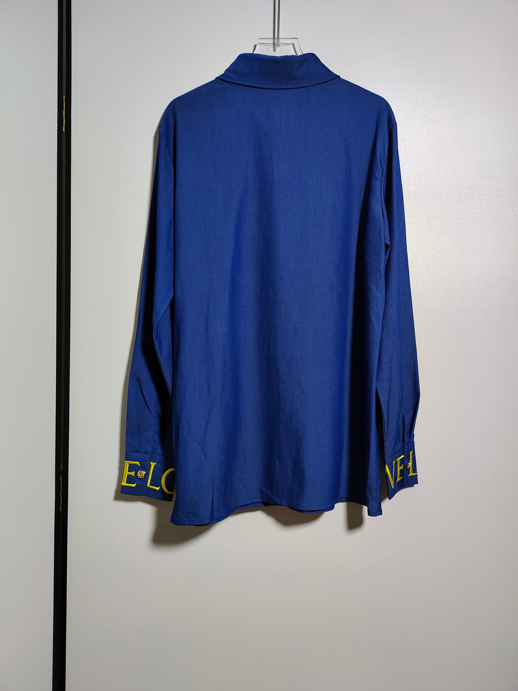 High-End Women’s Clothing Sets with Custom Embroidery and Stylish Details: LOEW Collection - 图片 7