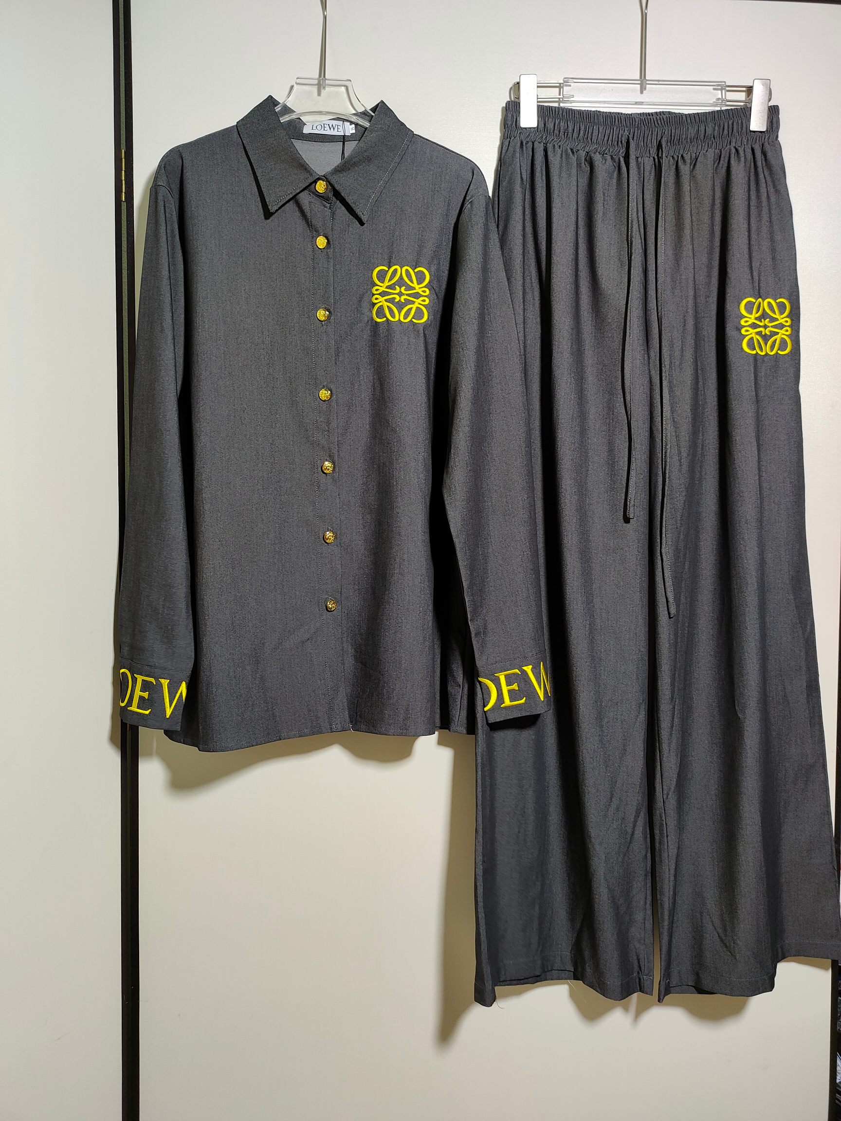 High-End Quality Women’s Clothing Set with Custom Embroidery and Wide-Legged Pants - 图片 1
