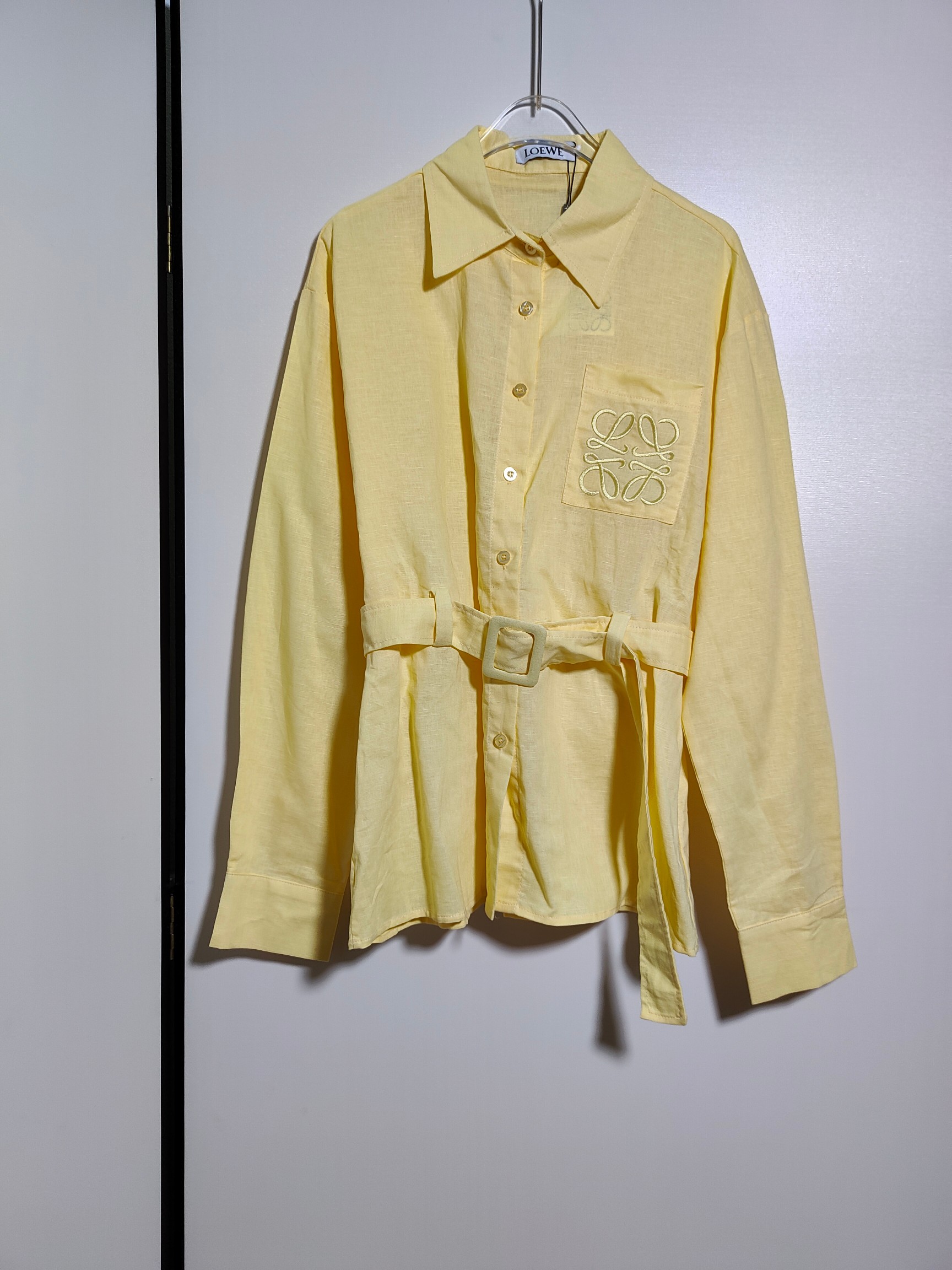 High-End Quality Women’s Clothing Sets with Embroidered Sleeves and Waist-Belt Shirt - 图片 5
