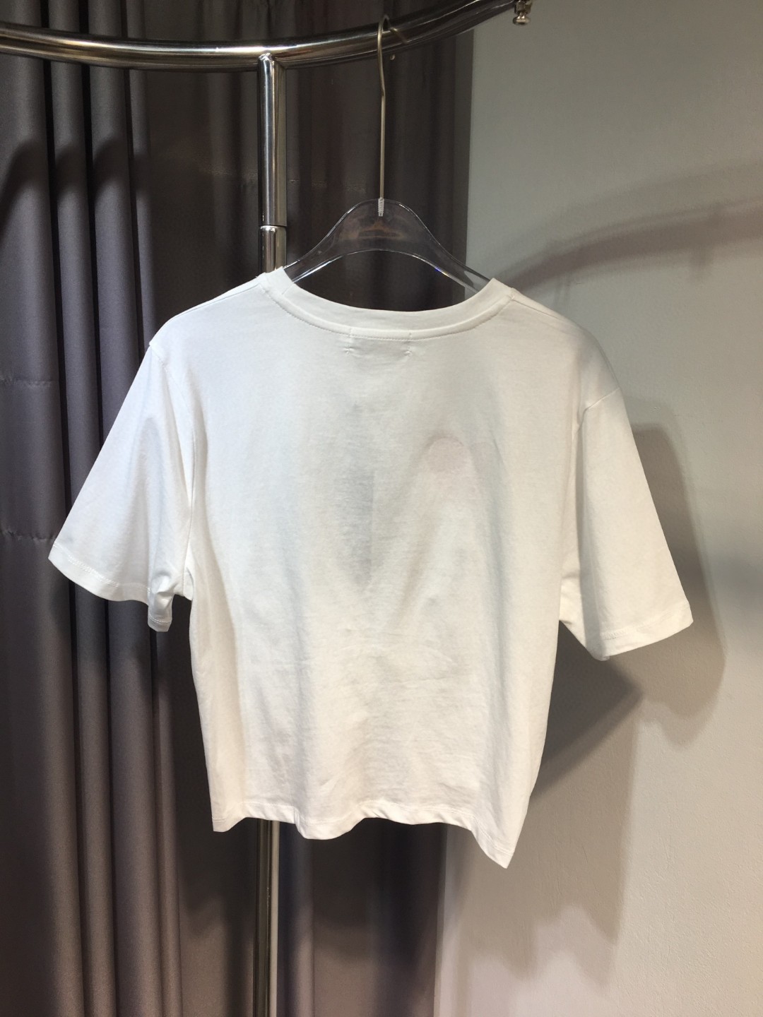 High Quality Women’s Clothes: Versace/Franch Cheap Series with Burned Emblem Embroidered Recreational T-Shirts - 图片 7