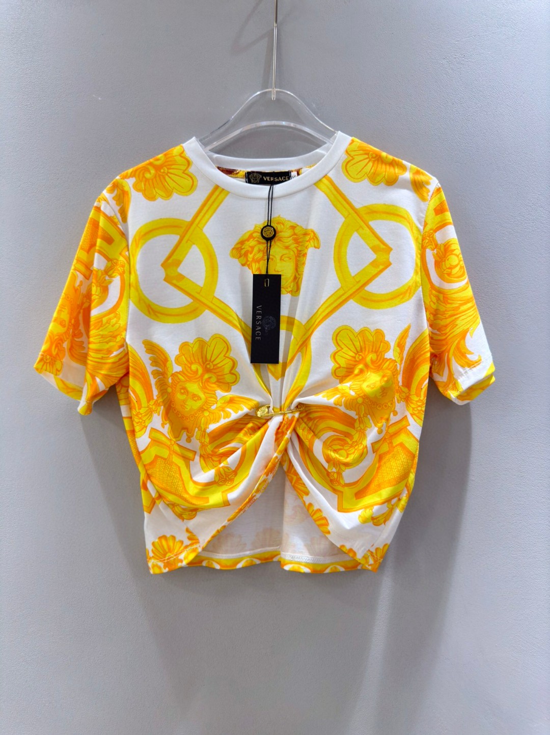 P288 HIGH QUALITY WOMEN ‘S CLOTHES PACKED WITH VERSACE/ VERSACE & VERSACE & VERSACE, MS. BARLOCK STIFLER, T-SHIRTS. SMLXL - 图片 8
