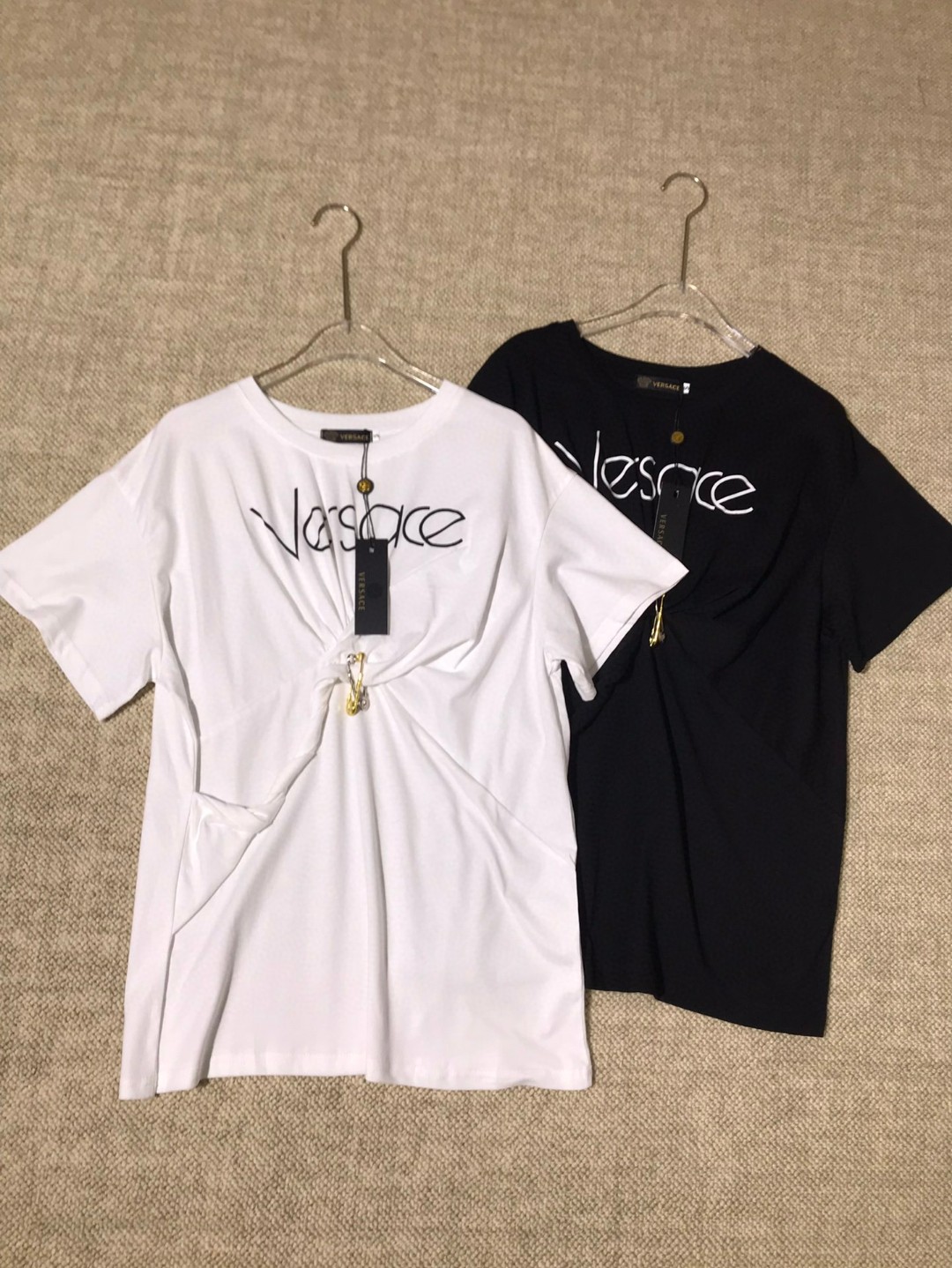 High Quality Women’s Clothes Packed with Versace/Franch Chest, New Liner for Ms. T-Shirt - 图片 8