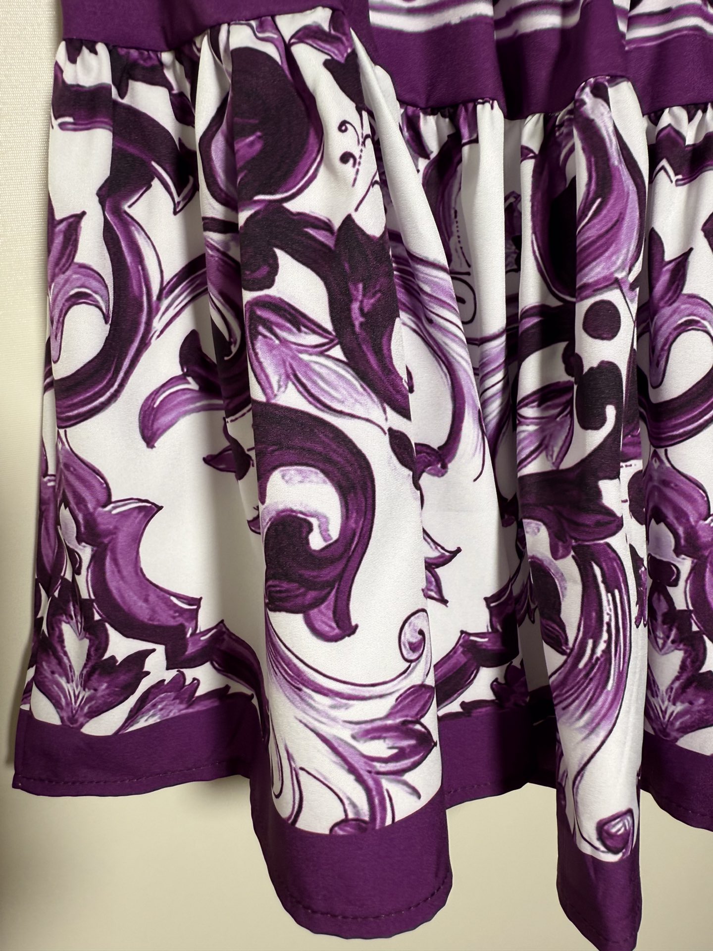 High-End Quality Women’s Clothing Set: D&G/Dolce & Gabbana Purple Package in Various Sizes - 图片 9