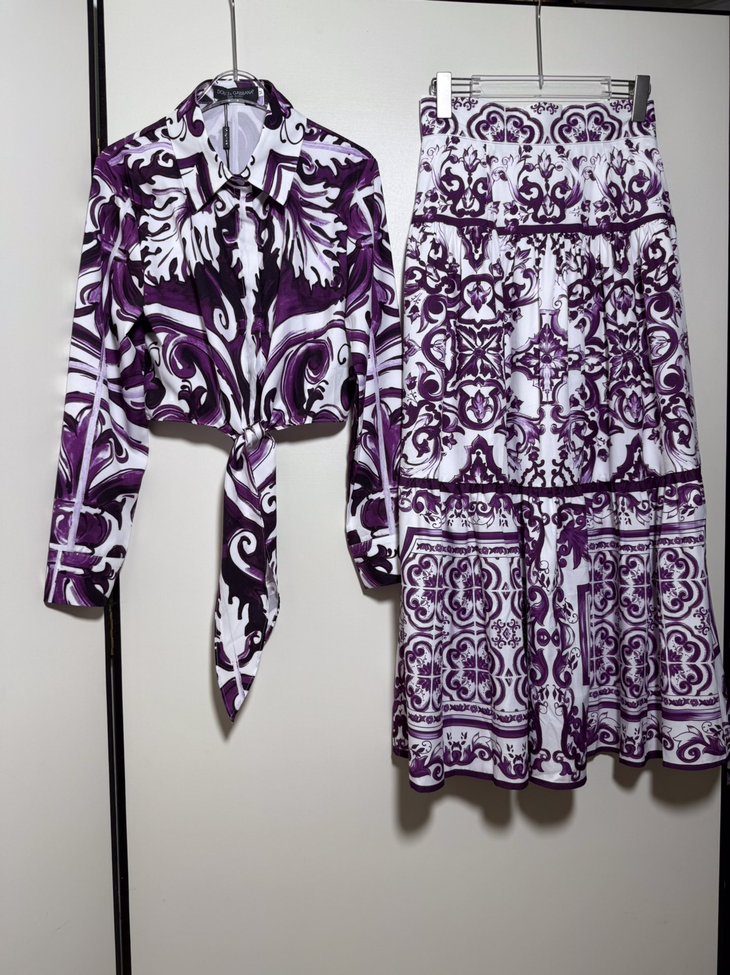 High-End Women’s Clothing Sets with D&G Packaging in Various Sizes - 图片 1