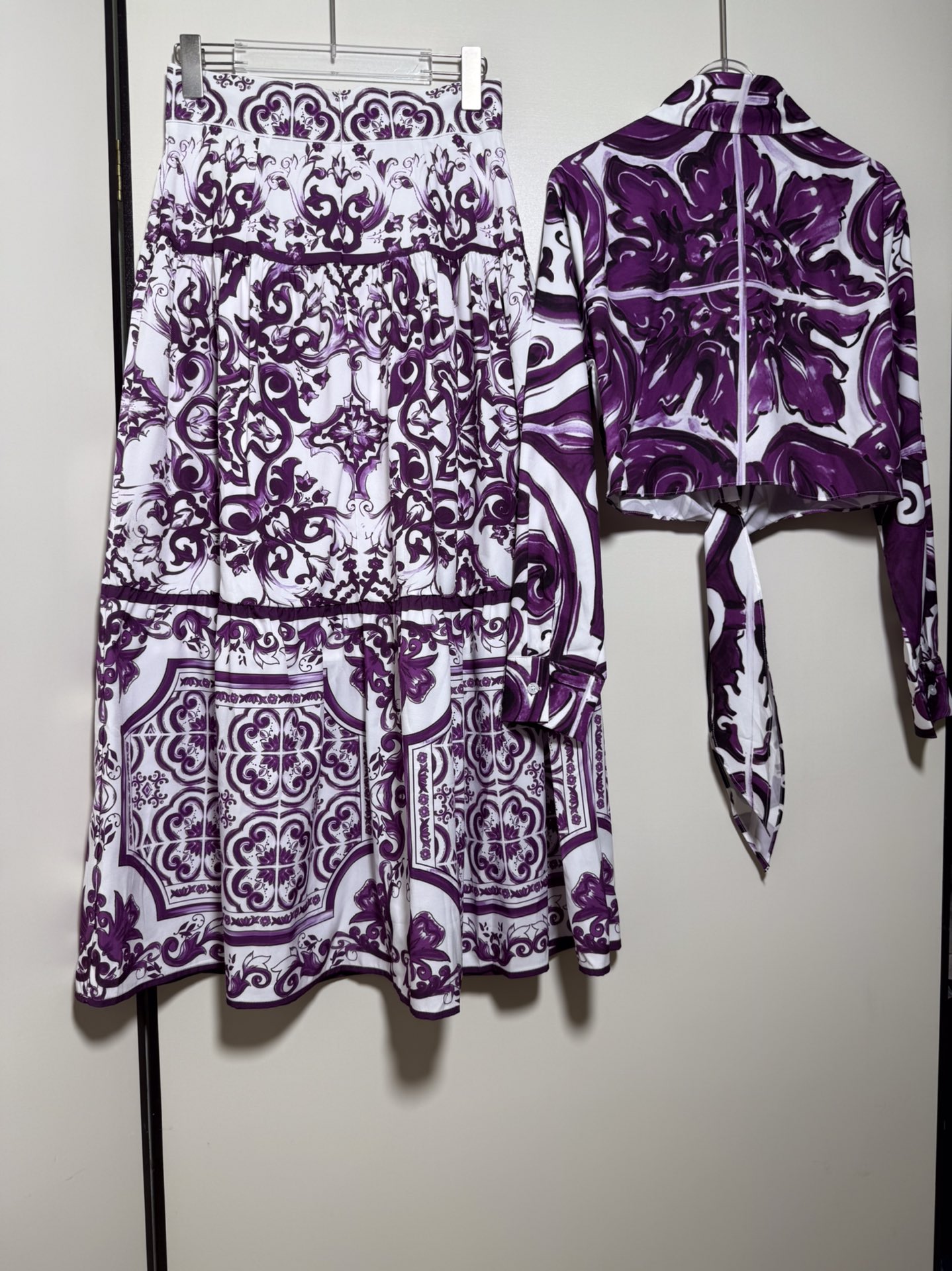 High-End Women’s Clothing Sets with D&G Packaging in Various Sizes - 图片 2