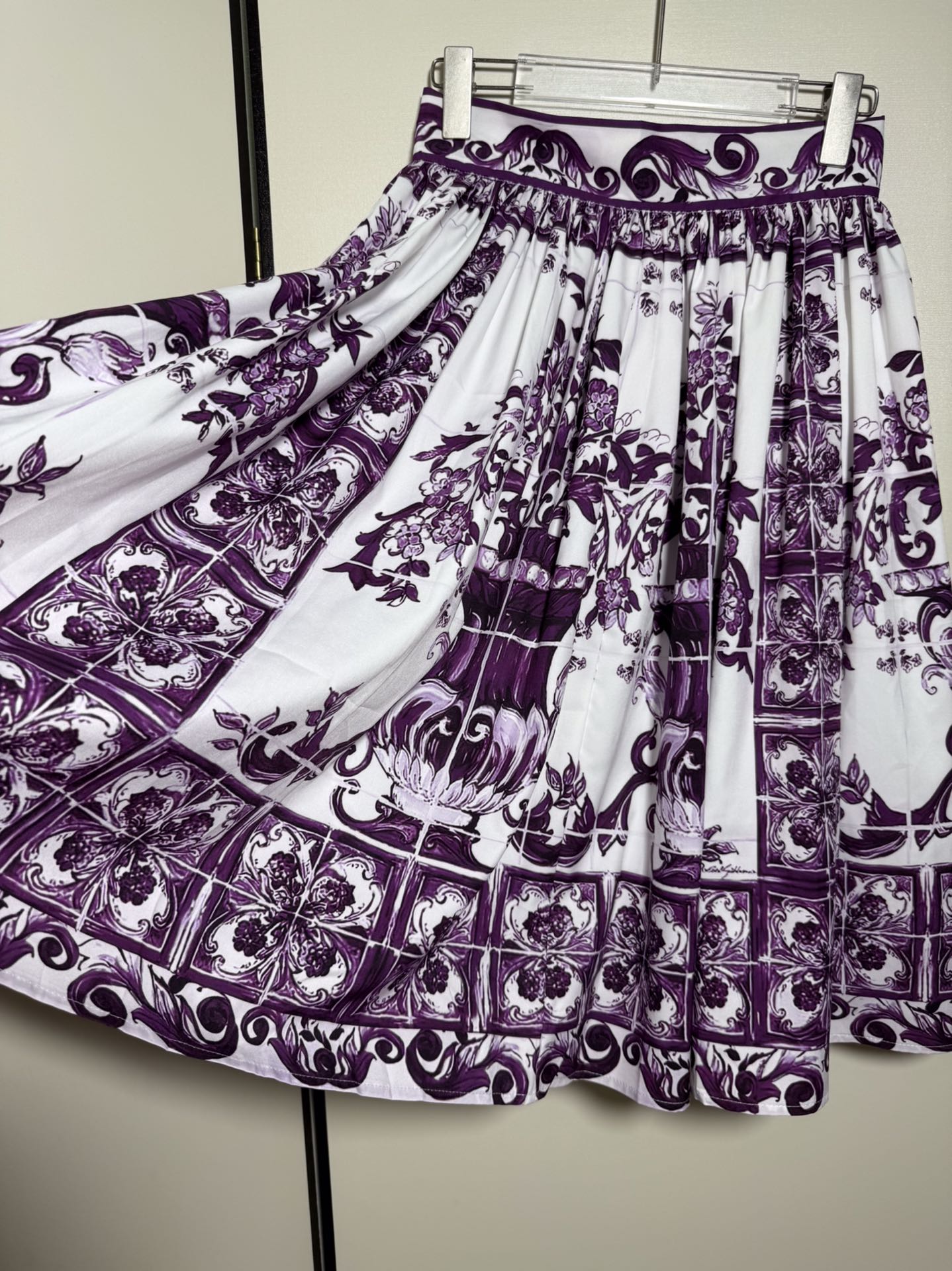 High-End Quality Women’s Clothing Set by D&G/Dolce & Gabbana in Various Sizes - 图片 9