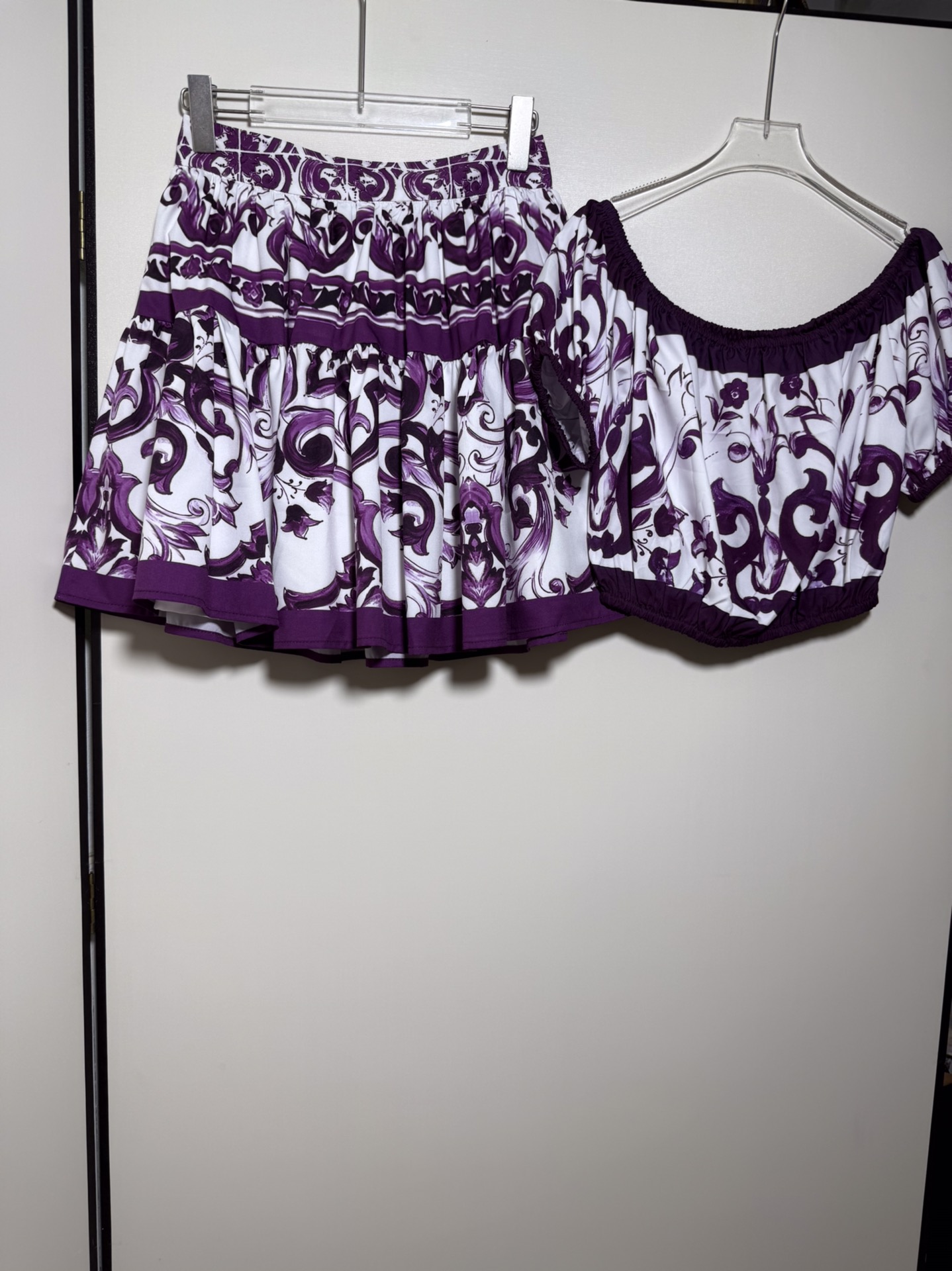 High-End Quality Women’s Clothing Sets by D&G/Dolce & Gabbana: Sizes SMLXL - 图片 4