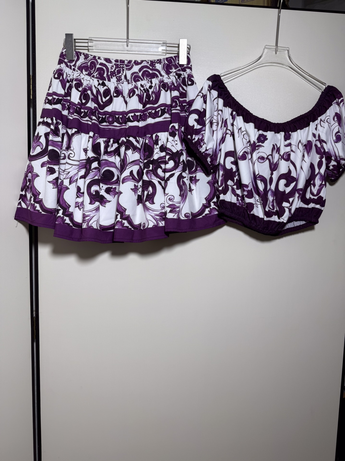 High-End Quality Women’s Clothing Sets by D&G/Dolce & Gabbana: Sizes SMLXL - 图片 2