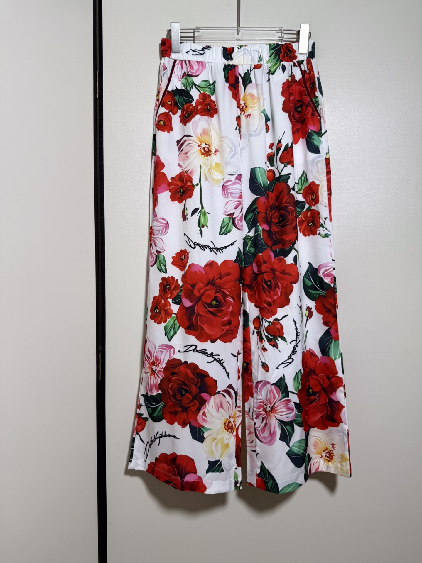High-End Women’s Clothes Sets: Dolce & Gabbana Dugarbana Pyjamas with Rose Print - 图片 8