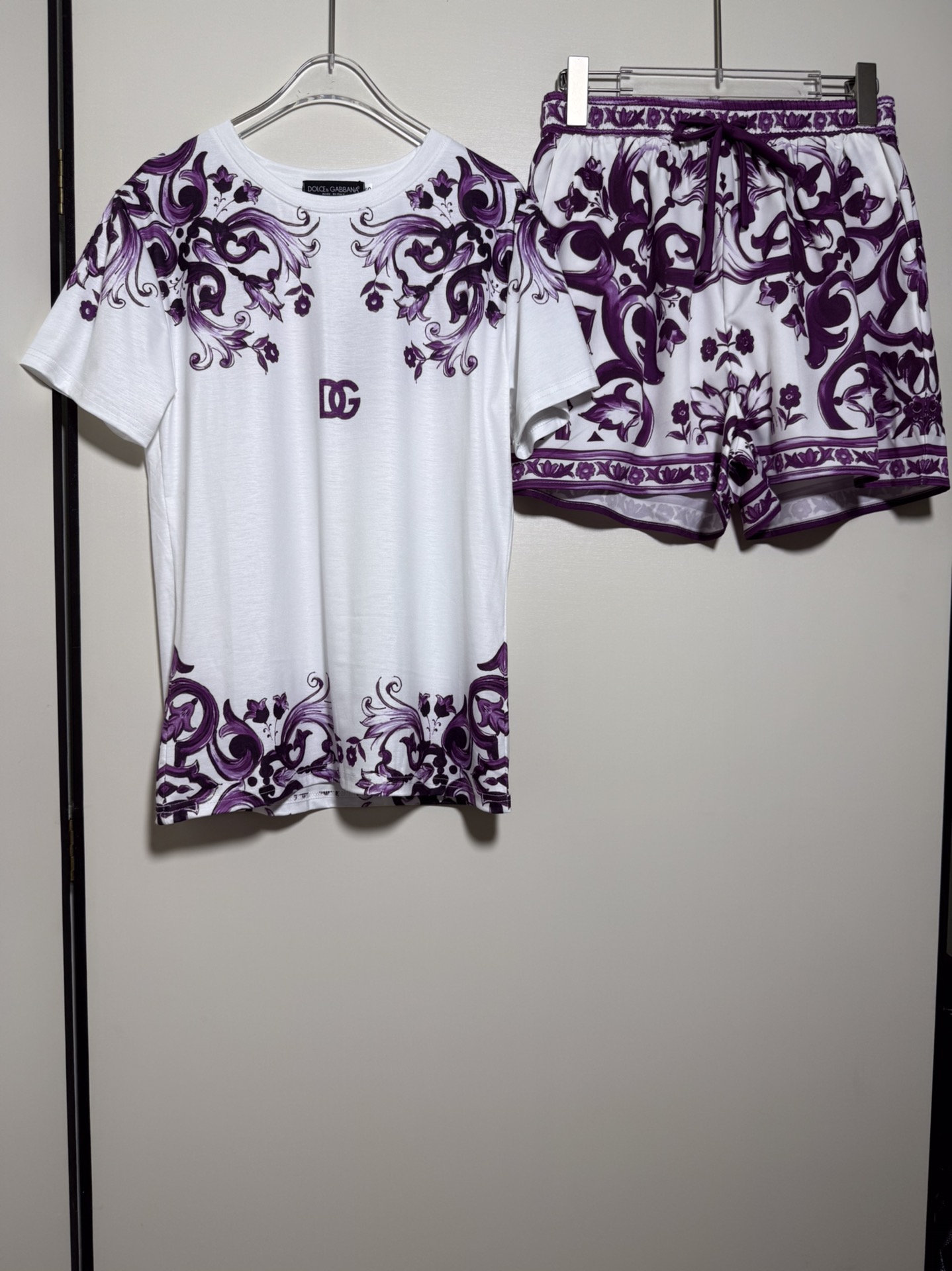 High-End Quality Women’s Clothes Set with D&G and Ms. Dugarbana Package: Sizes SMLXL