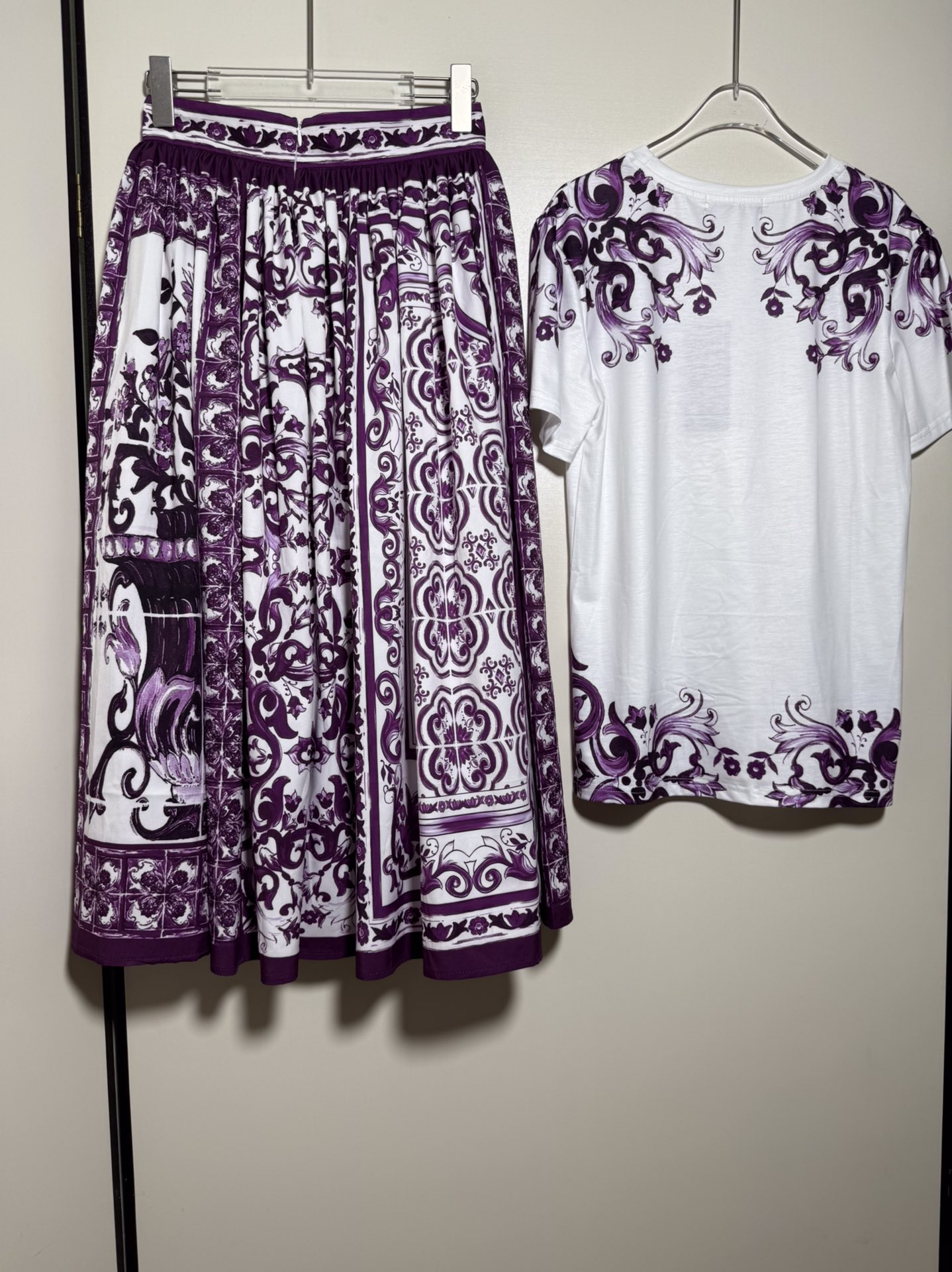High-End Quality Women’s Clothing Sets with D&G/Dolce & Gabbana Package: SMLXL - 图片 3
