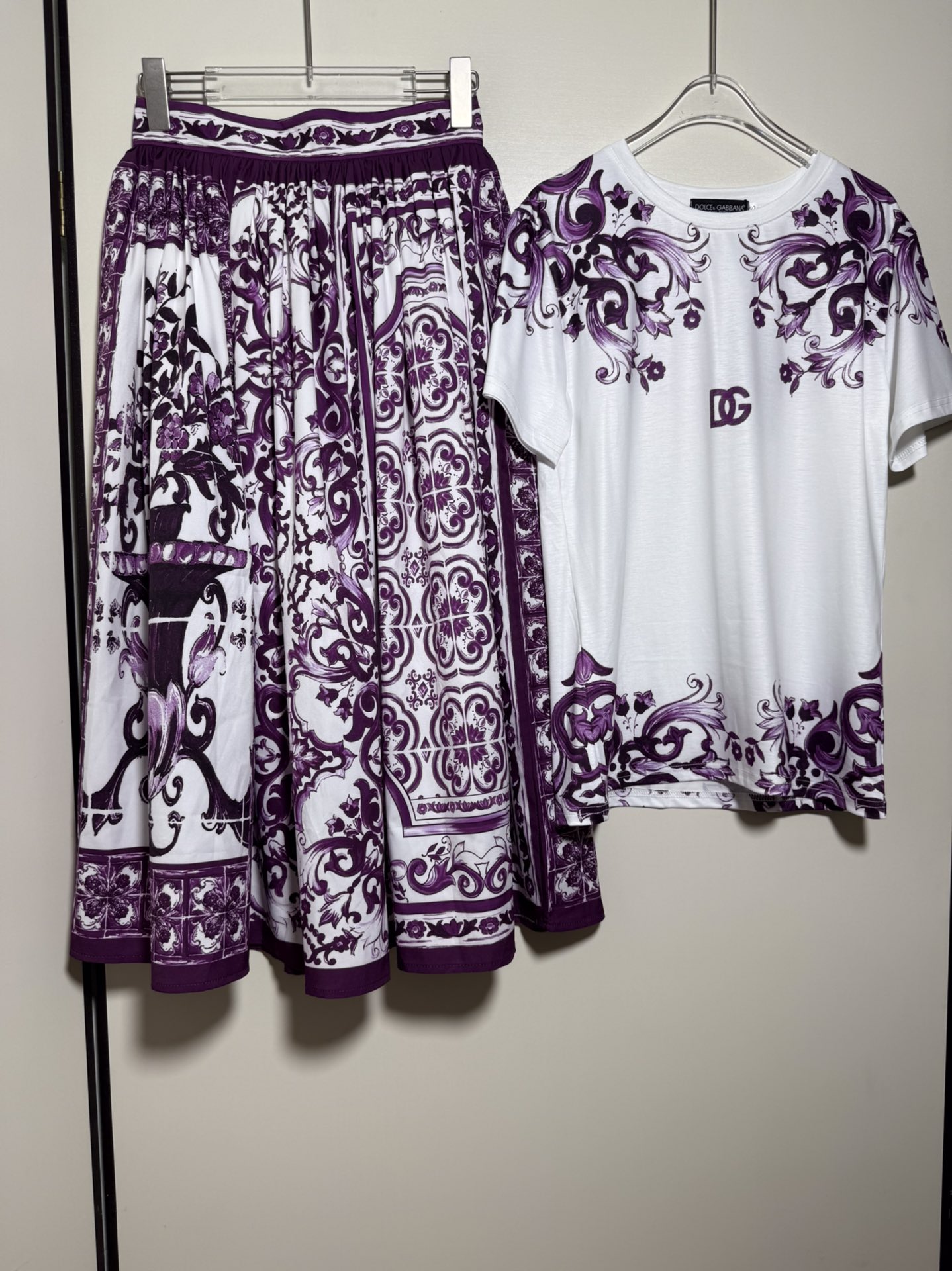 High-End Quality Women’s Clothing Sets with D&G/Dolce & Gabbana Package: SMLXL - 图片 2