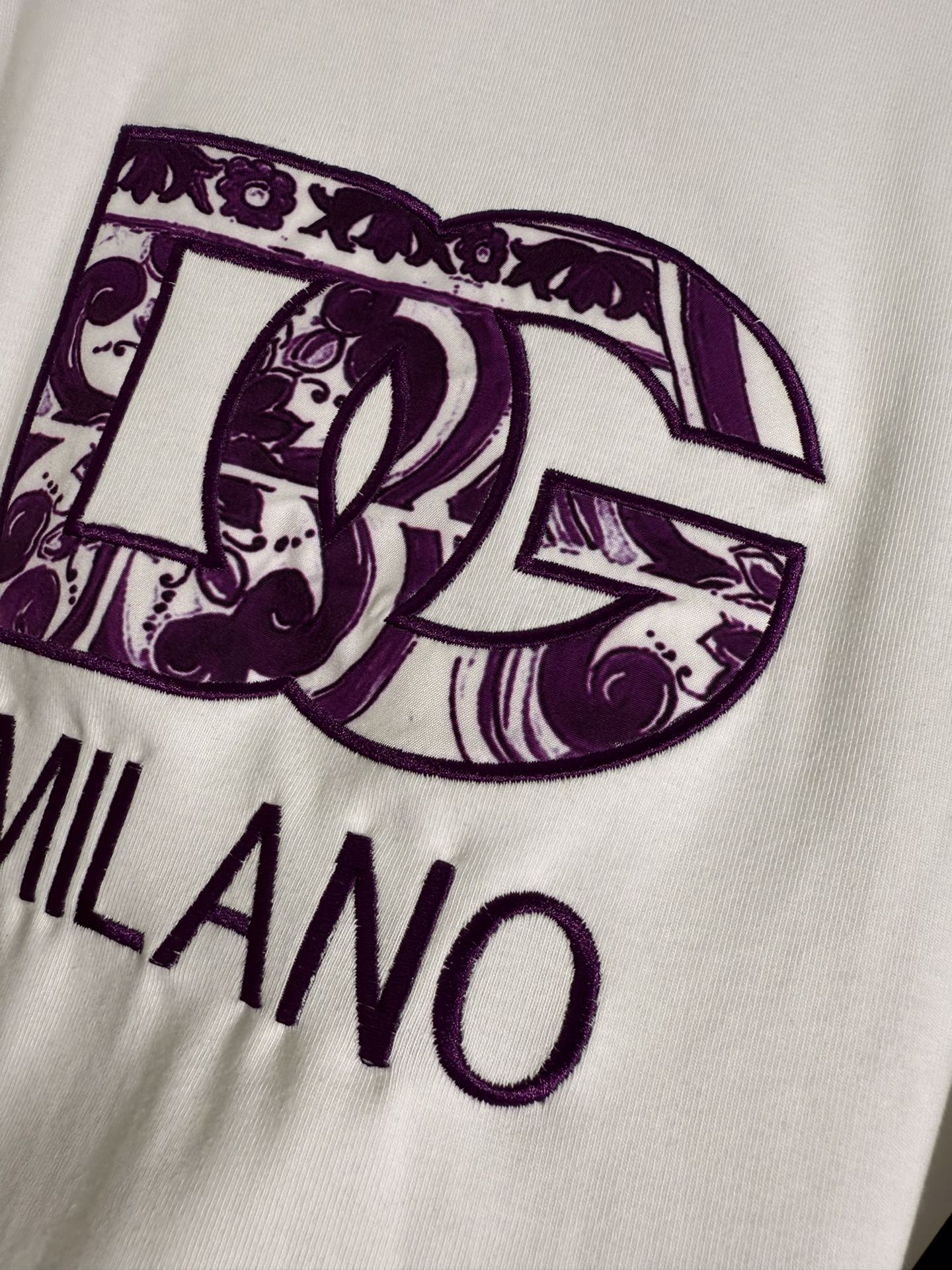 High-End Quality Women’s Clothing Sets with Abbreviated Logo by D&G/Dolce & Gabbana - 图片 5