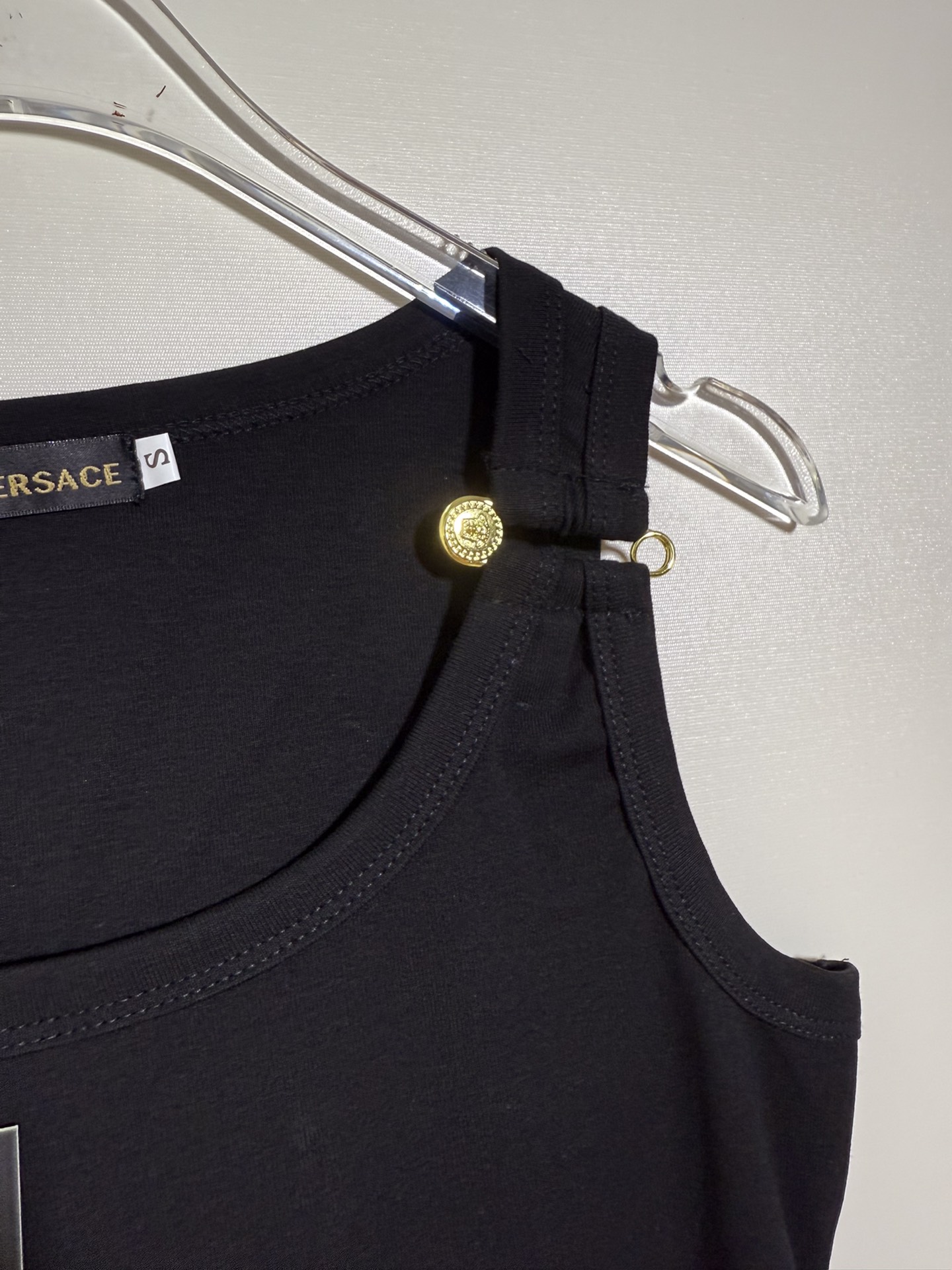 High-End Women’s Clothing: Versace/Phanschet Vest Belts with Metal Ink Details - 图片 4