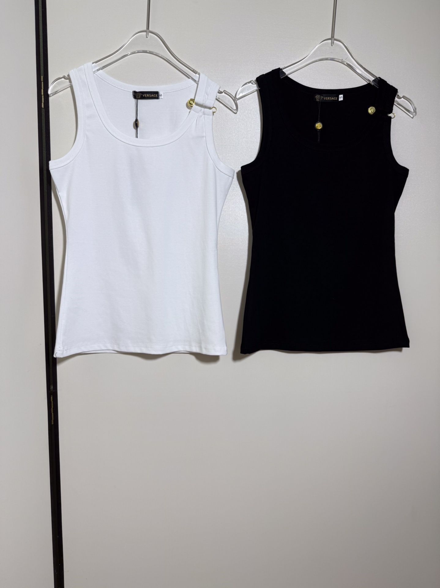 High-End Women’s Clothing: Versace/Phanschet Vest Belts with Metal Ink Detail, Sizes SMLXL - 图片 1