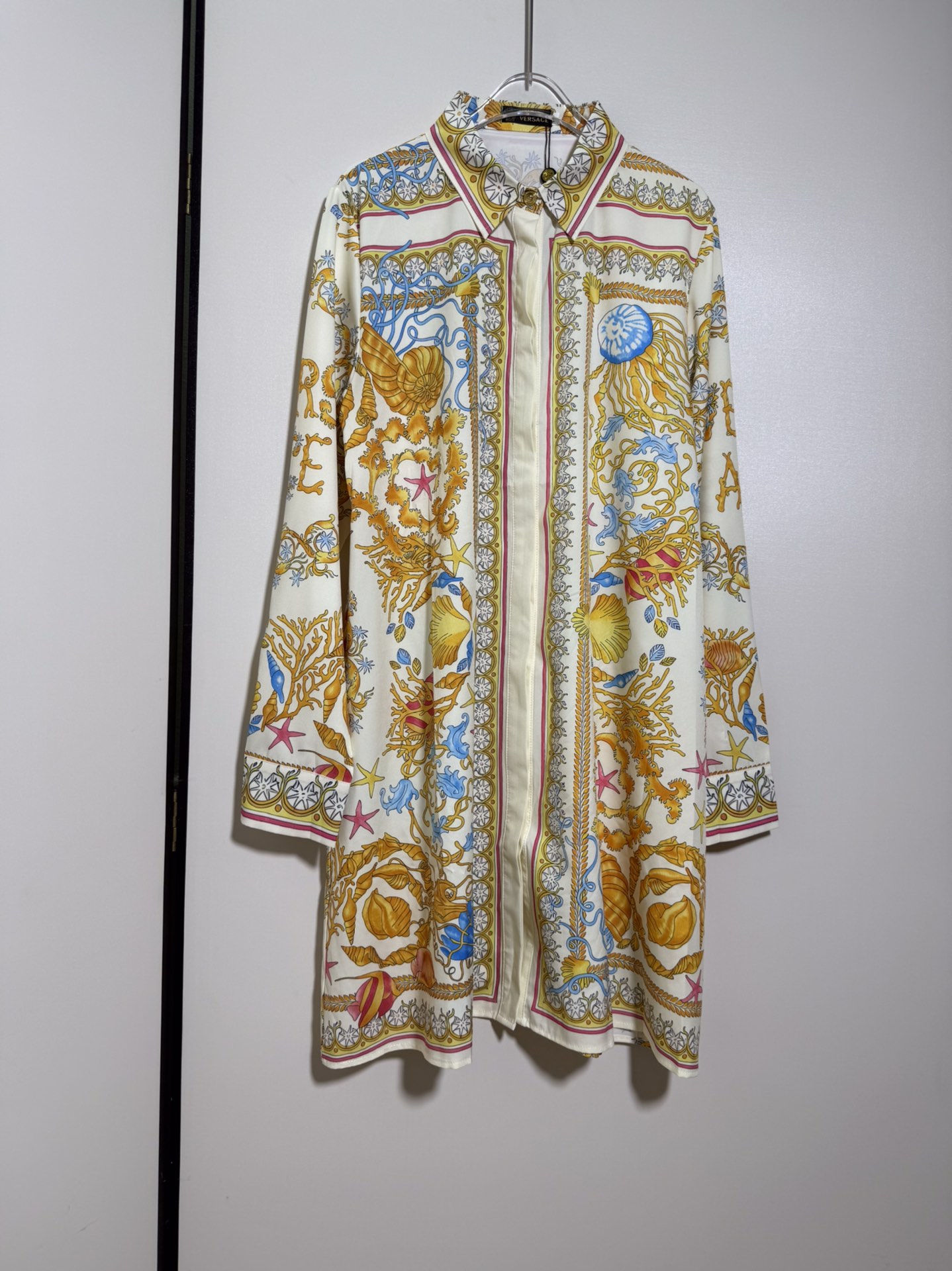 Luxury Women’s Clothing: Versace/Franch Chest Packaging, Yellow Seashells Design, Short Sleeve Shirt - 图片 8