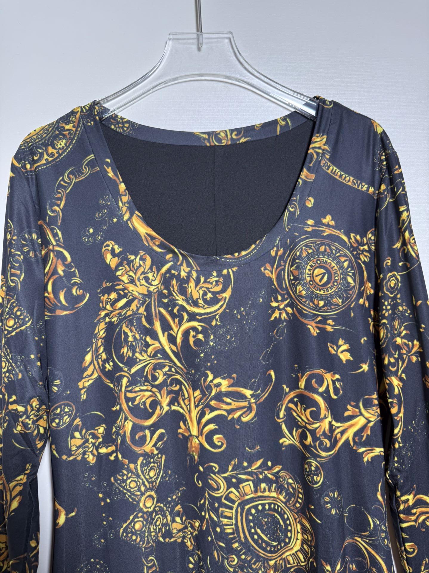 High-end Versace Black and Gold Barlock’s Pocket Designer Women’s Dress Summary - 图片 3