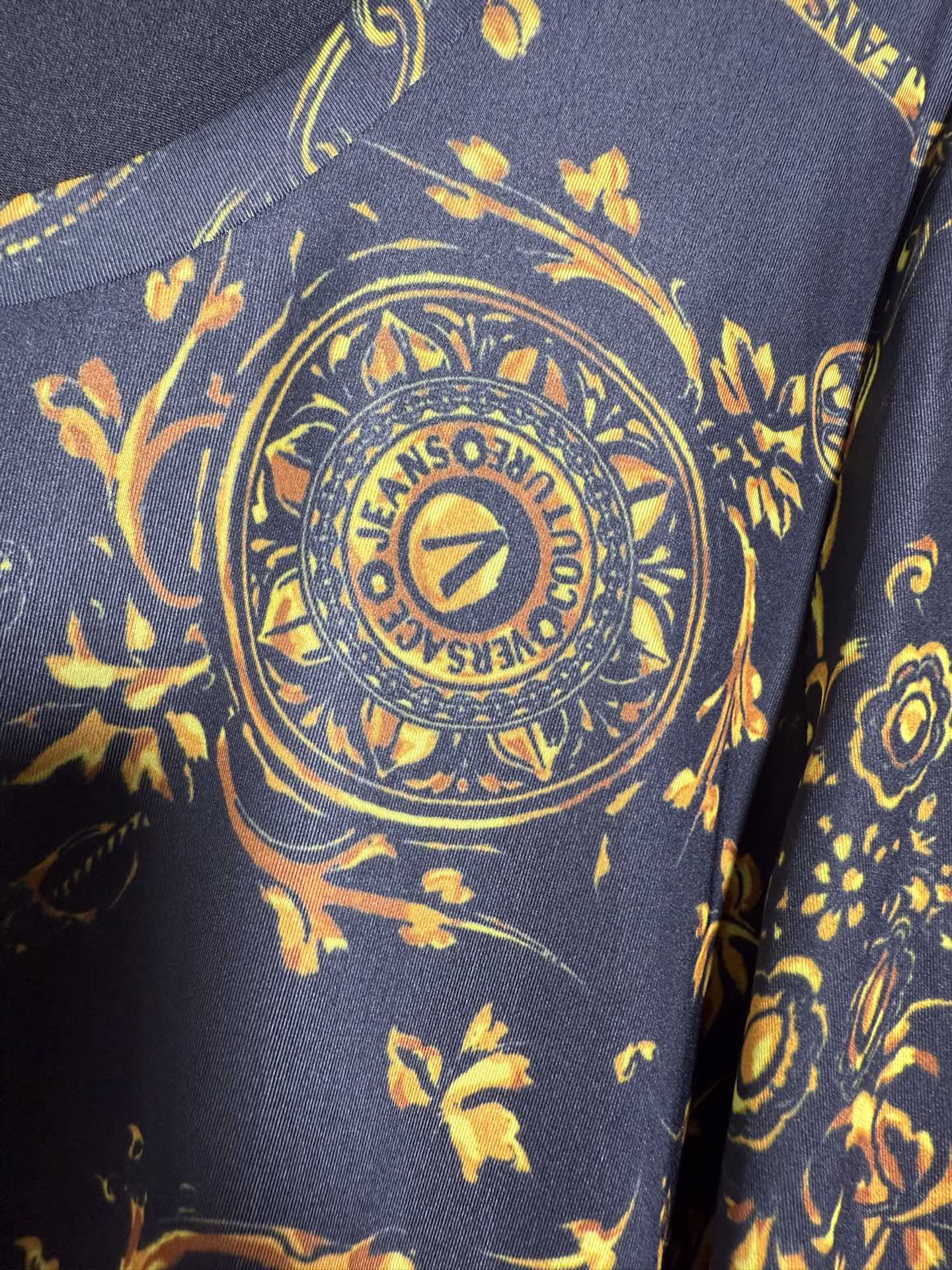 High-end Versace Black and Gold Barlock’s Pocket Designer Women’s Dress Summary - 图片 5