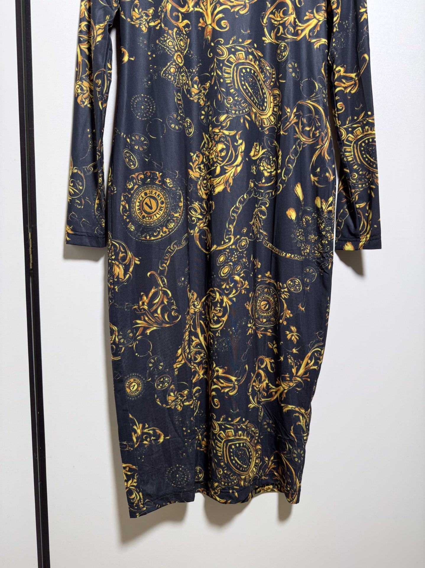 High-end Versace Black and Gold Barlock’s Pocket Designer Women’s Dress Summary - 图片 4