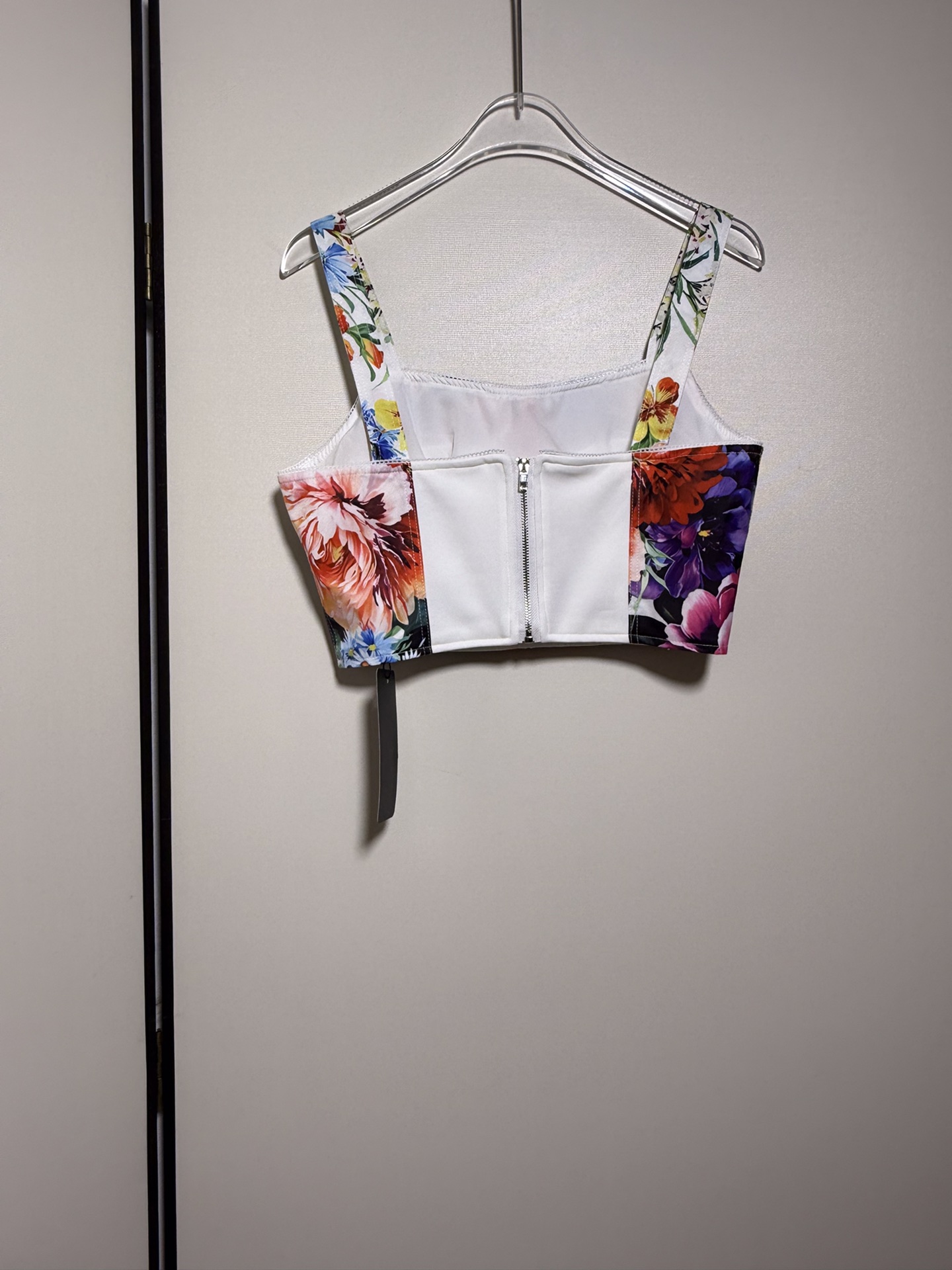 Luxurious Women’s Clothing Sets: Dolce & Gabb*ana/Dougall Bennet, Sicilian Style, Rich Details, SMLXL - 图片 7