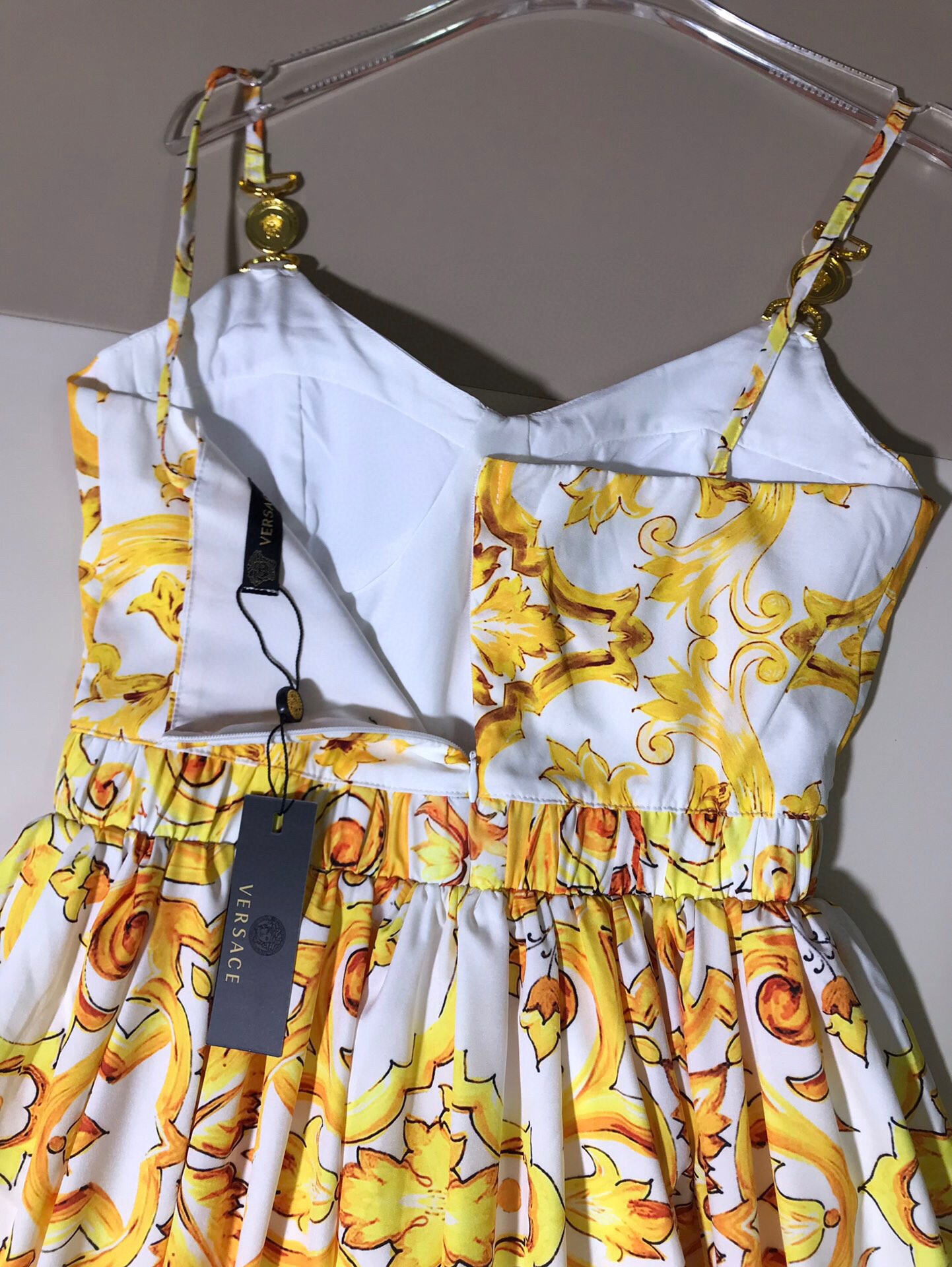 High-End Women’s Clothes: Versace/Vanthorger Series with Metal Decoration, Large Chest, Long Skirts - 图片 9