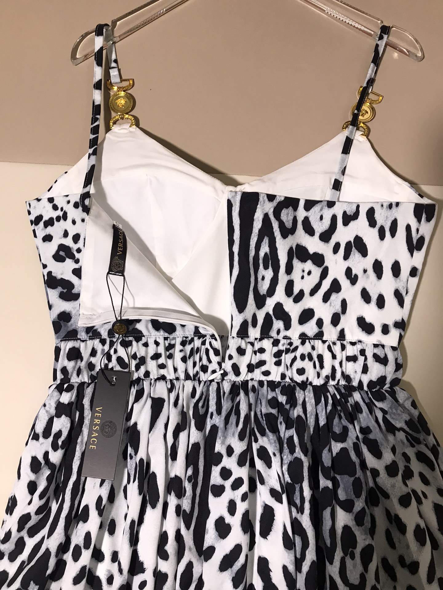 High-Quality Women’s Clothes: Versace/Vanthructol Series with Classic Leopard Grafts, Corset, Long Skirt - 图片 9