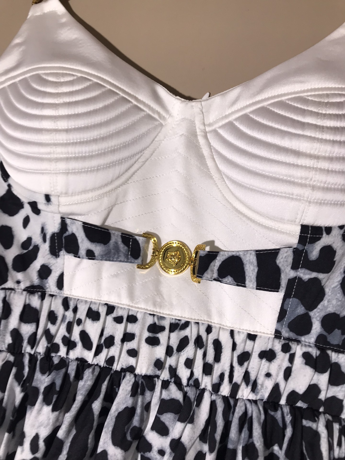 High-Quality Women’s Clothes: Versace/Vanthructol Series with Classic Leopard Grafts, Corset, Long Skirt - 图片 7