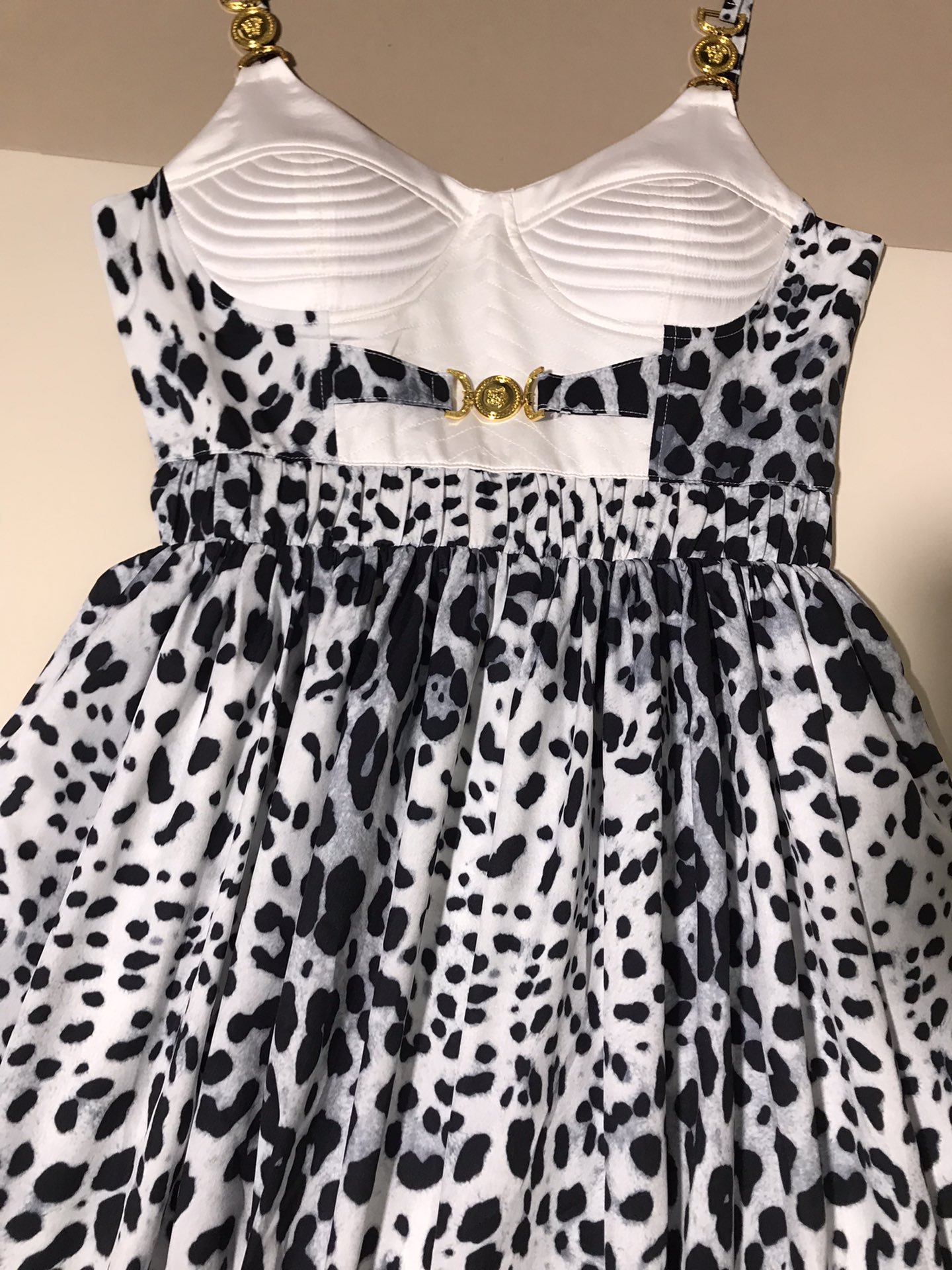 High-Quality Women’s Clothes: Versace/Vanthructol Series with Classic Leopard Grafts, Corset, Long Skirt - 图片 6