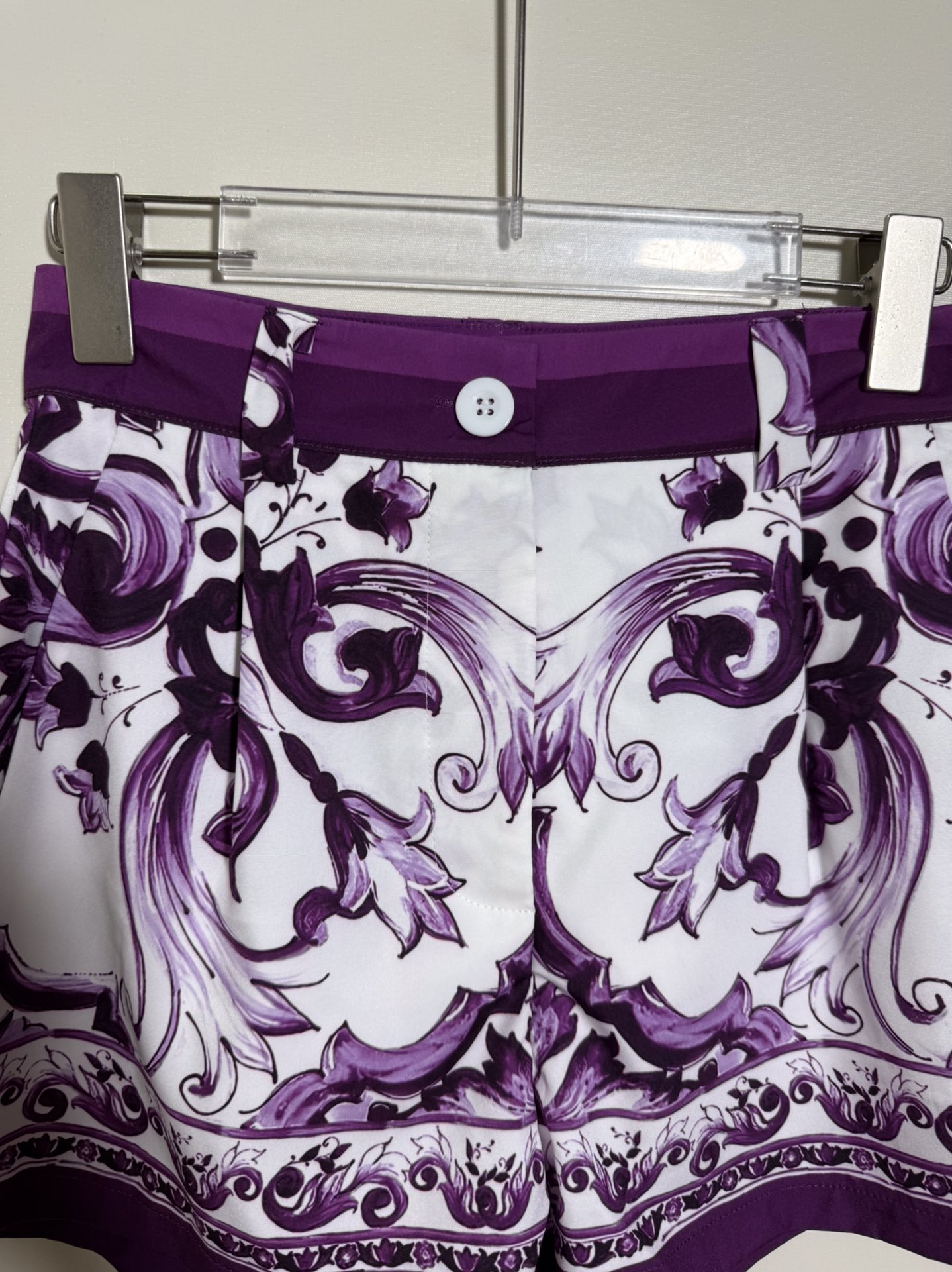 “High-Quality Women’s Clothes: D&G/Dolce & Gabbana, Various Sizes Available” - 图片 3