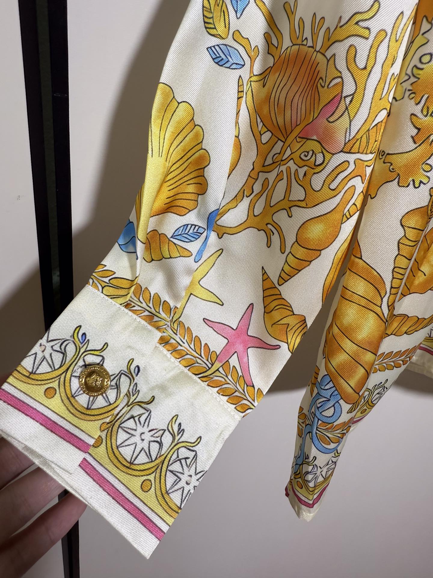 “High Quality Women’s Clothes: Versace/Vanthorge Collection Featuring Sea-Inspired Designs” - 图片 6