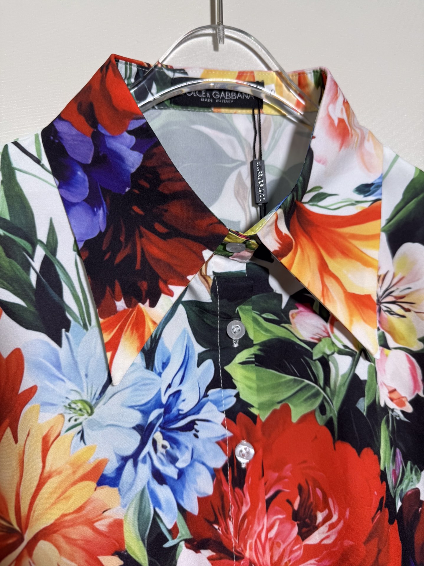 Luxurious Dolce & Gabbana Women’s Clothing: Sicilian Style with Dazzling Flowers and High Quality Packaging - 图片 5