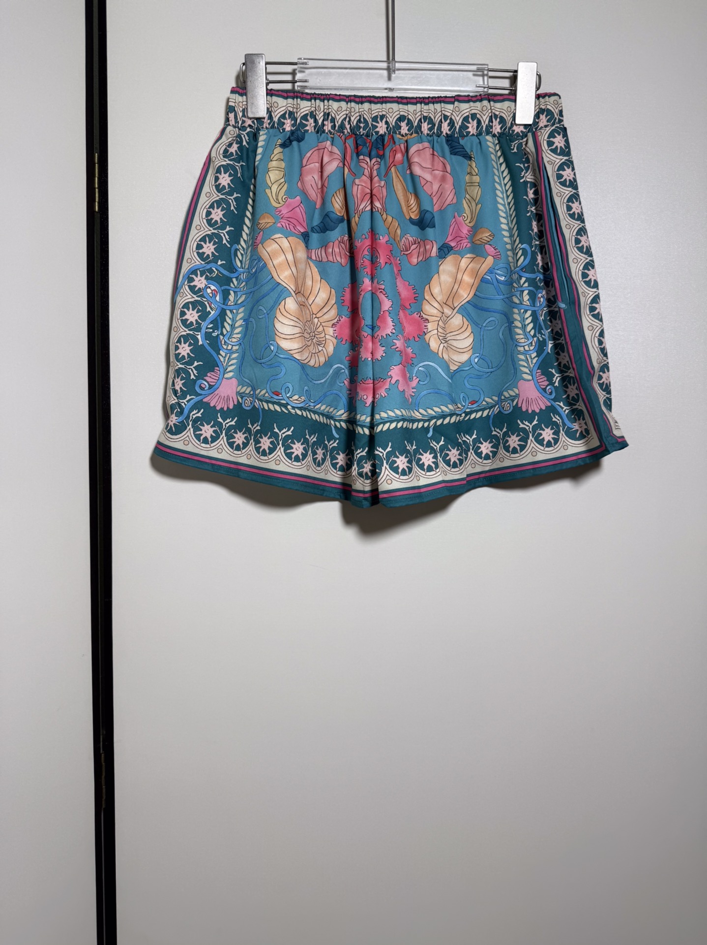 “High-Quality Women’s Suit with Versace/Franchger Seashell Design in Sizes SMLXL” - 图片 8