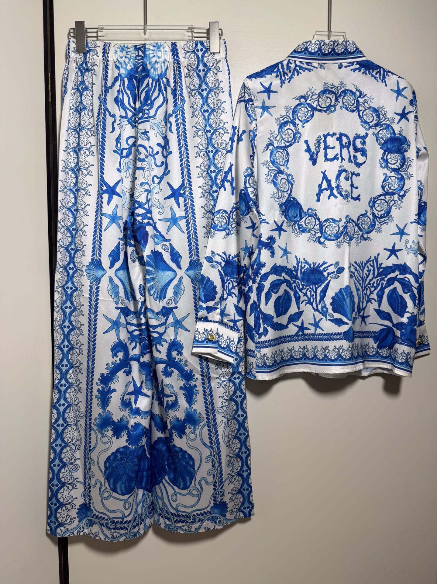 High-End Women’s Clothes Set: Versace/Franch Chest, Blue Bottom Star, Seashell Design, SMLXL Sizes - 图片 4