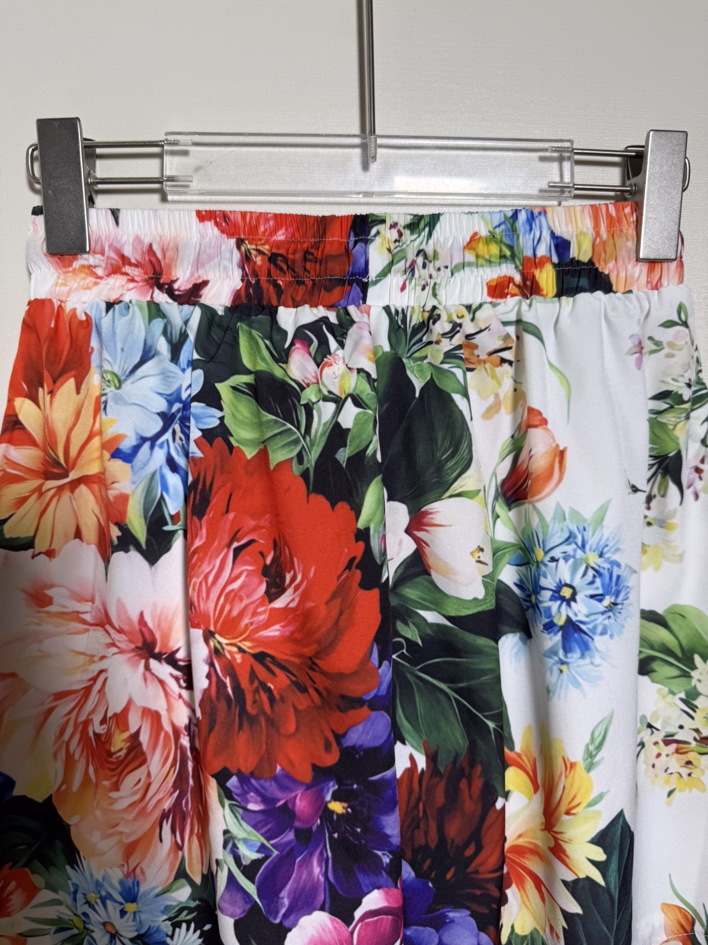 Luxury Women’s Clothes: Dolce & Gabbana Sicilian Style with Dazzling Flowers in All Sizes - 图片 7