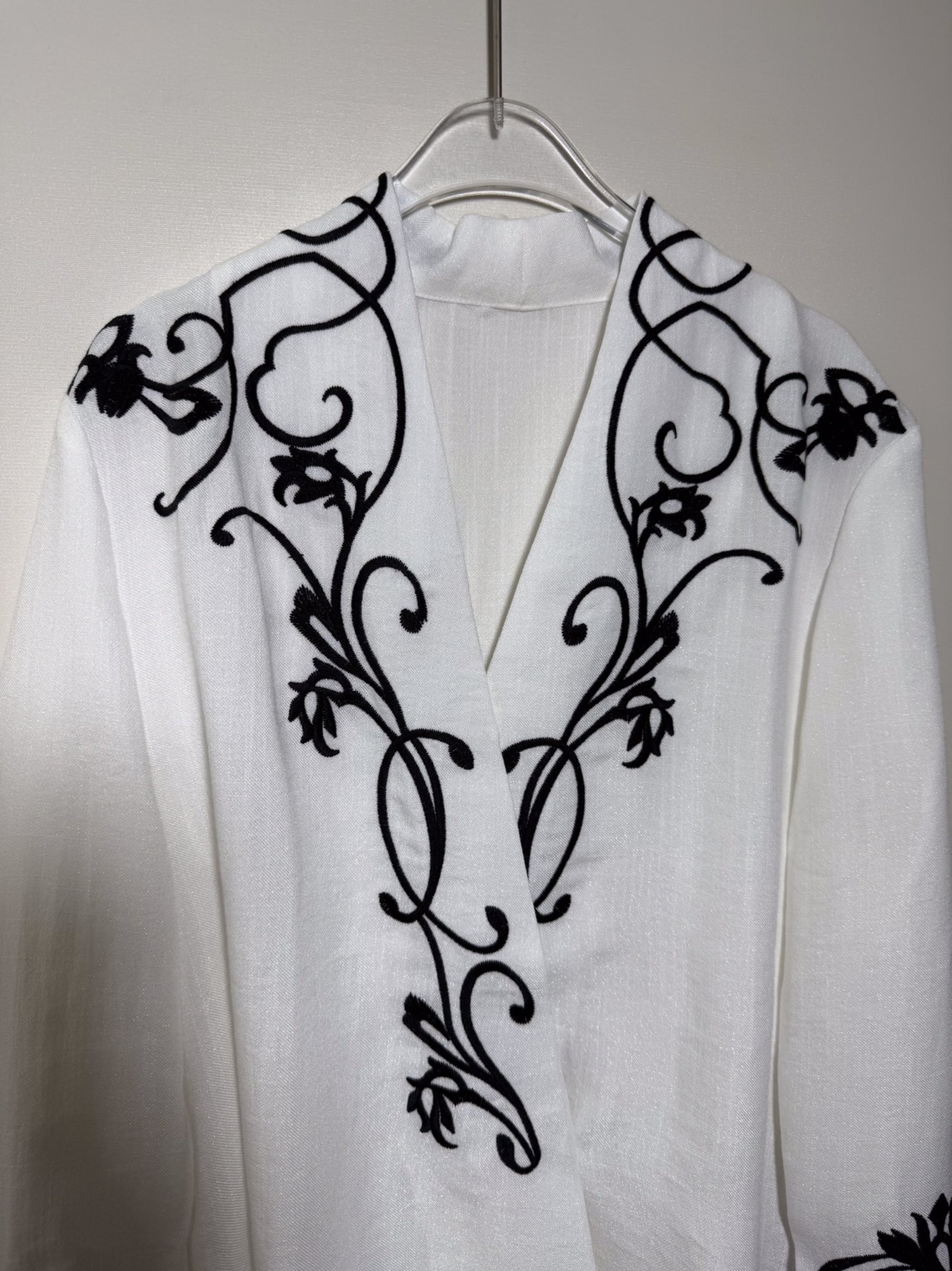 “High-Quality Women’s Clothes: Advanced Master Pushing Fundit’s Hard-Working Shirts in SMLXL Sizes” - 图片 3