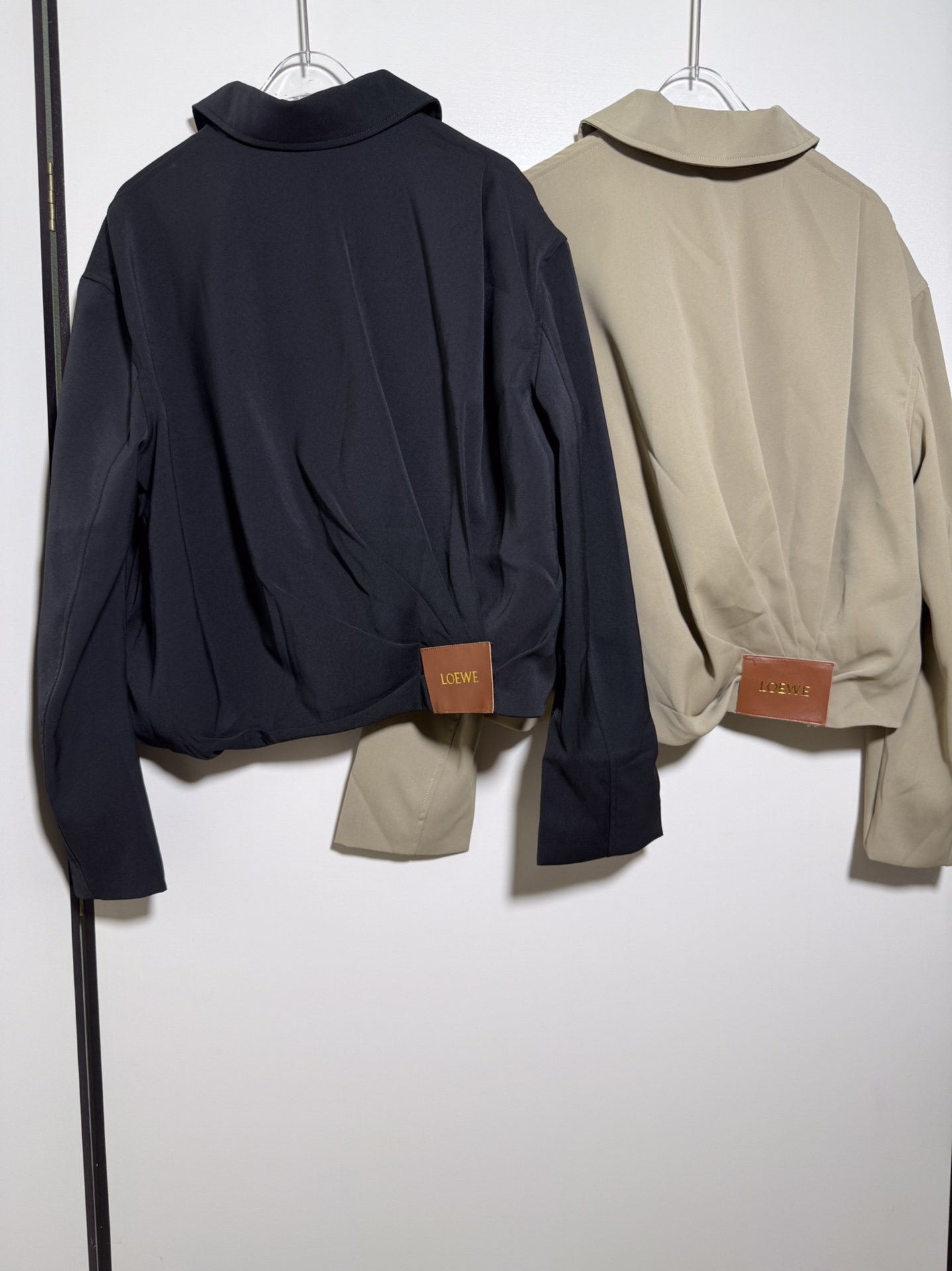 “High-End Women’s Dress with Loewe Leather Zipper Jacket – SMLXL” - 图片 3
