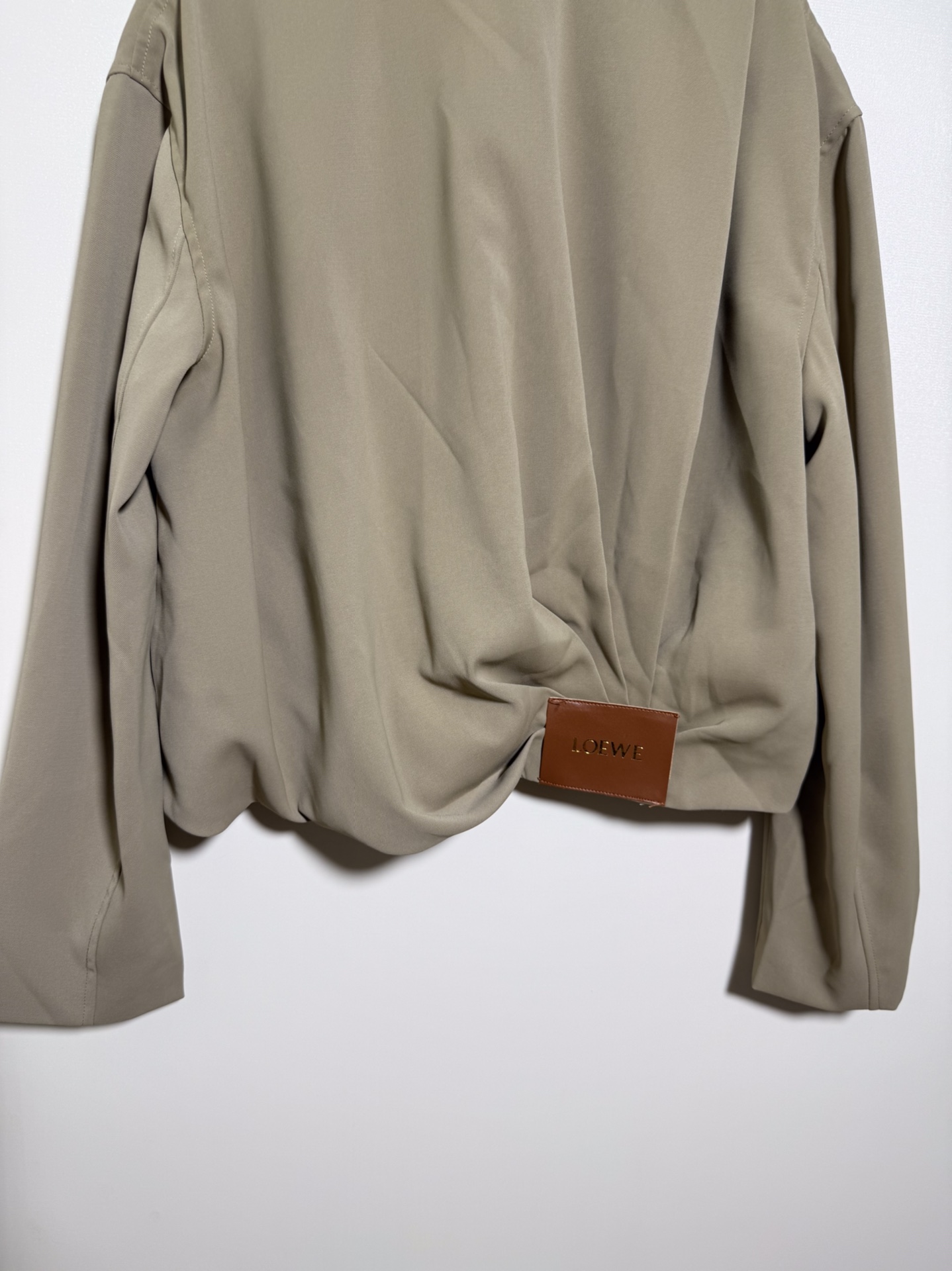 “High-End Women’s Dress with Loewe Leather Zipper Jacket – SMLXL” - 图片 6