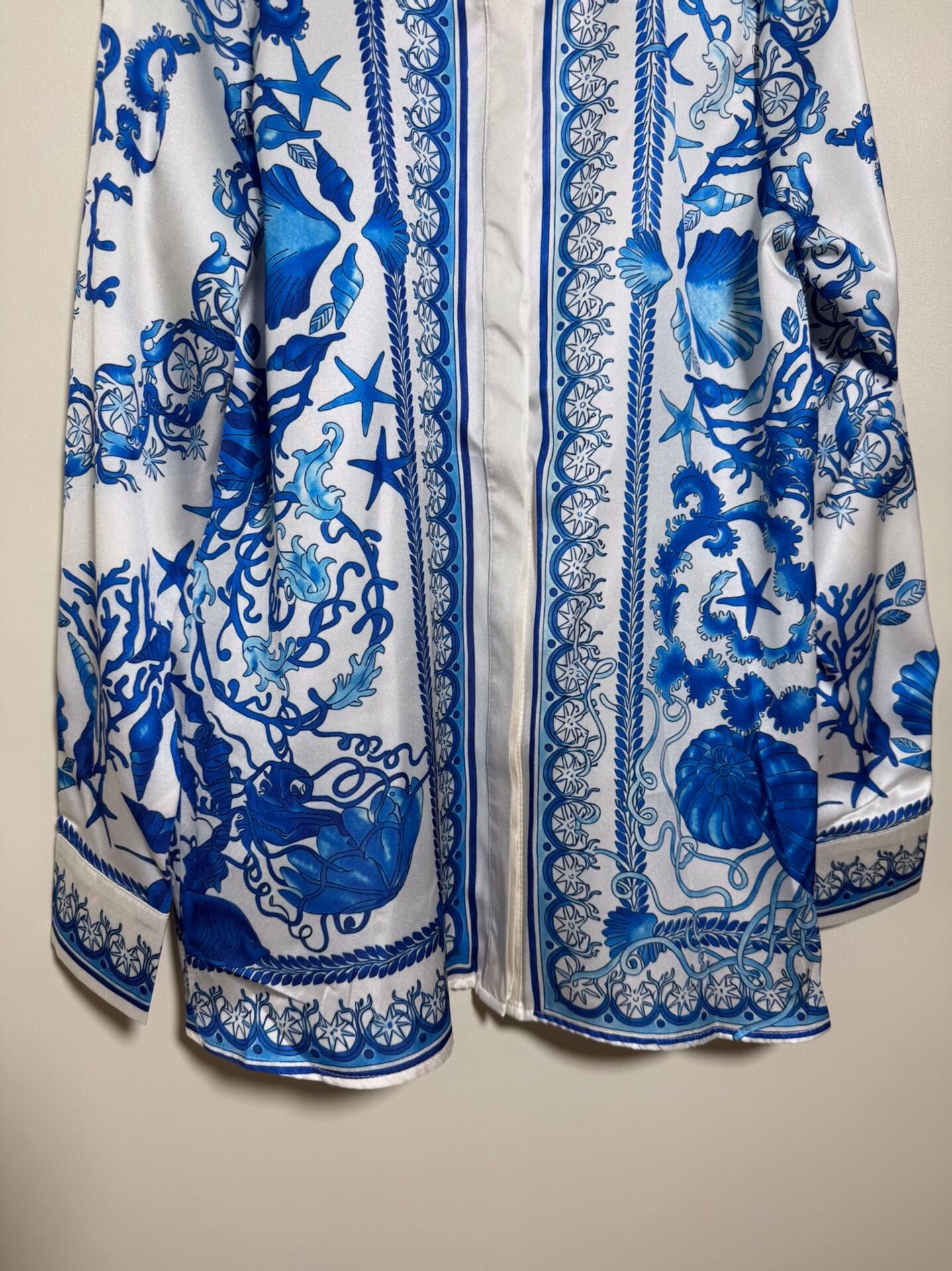 “Versace/Franch Chest Women’s Clothes: Blue Bottom Star, Barlock Seashell, Seastars, Long-Sleeved Shirts SMLXL” - 图片 4