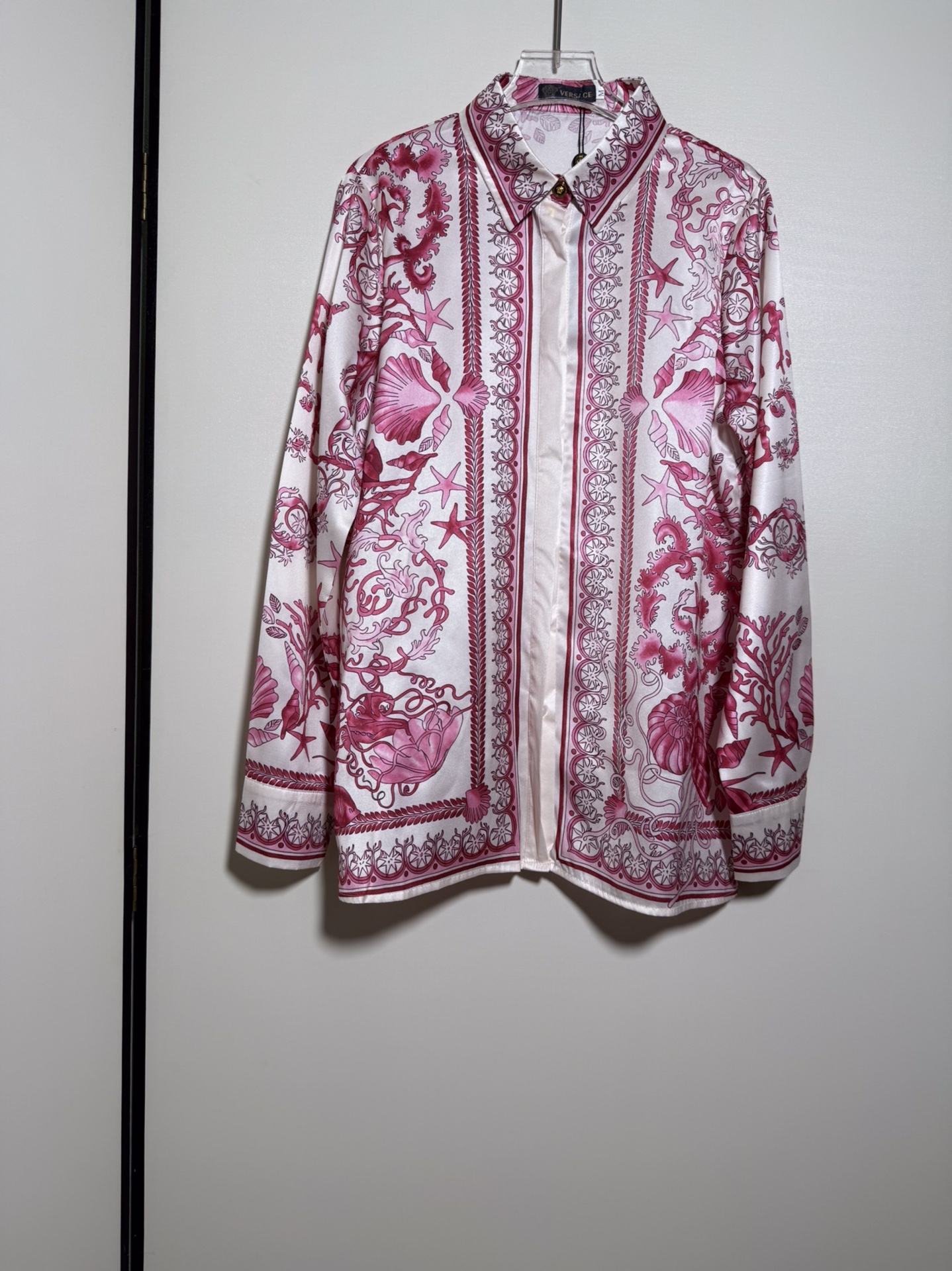 “High-Quality Women’s Versace/Franch Chest Red Bottom Star Barlock Seashell Fashion Collection” - 图片 1