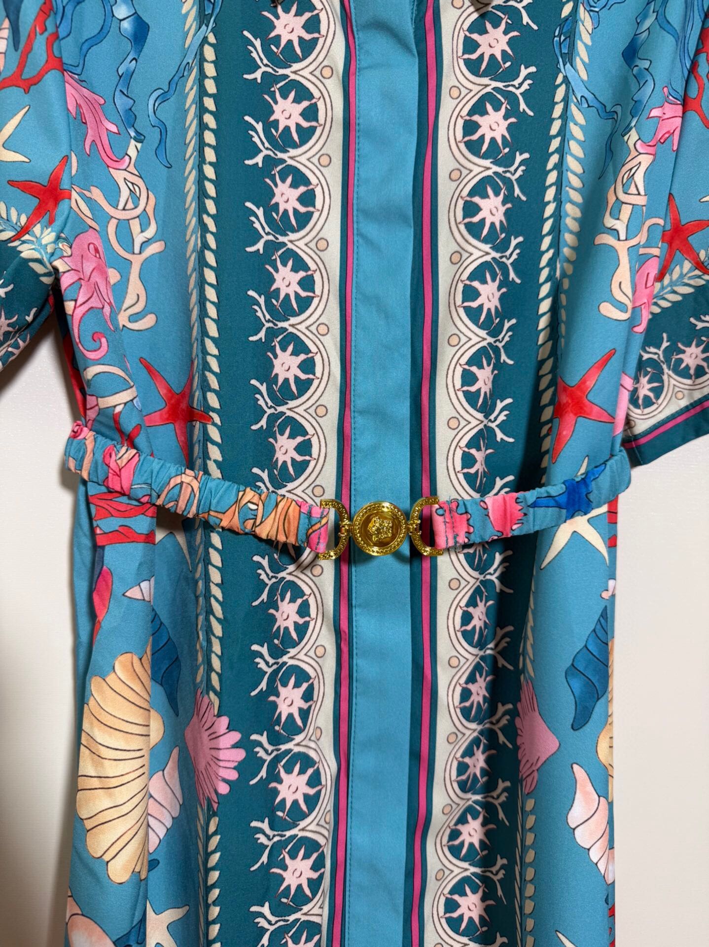 “High-Quality Women’s Clothes: Versace/French-Inspired Collection with Sea-Inspired Designs in Various Sizes” - 图片 6