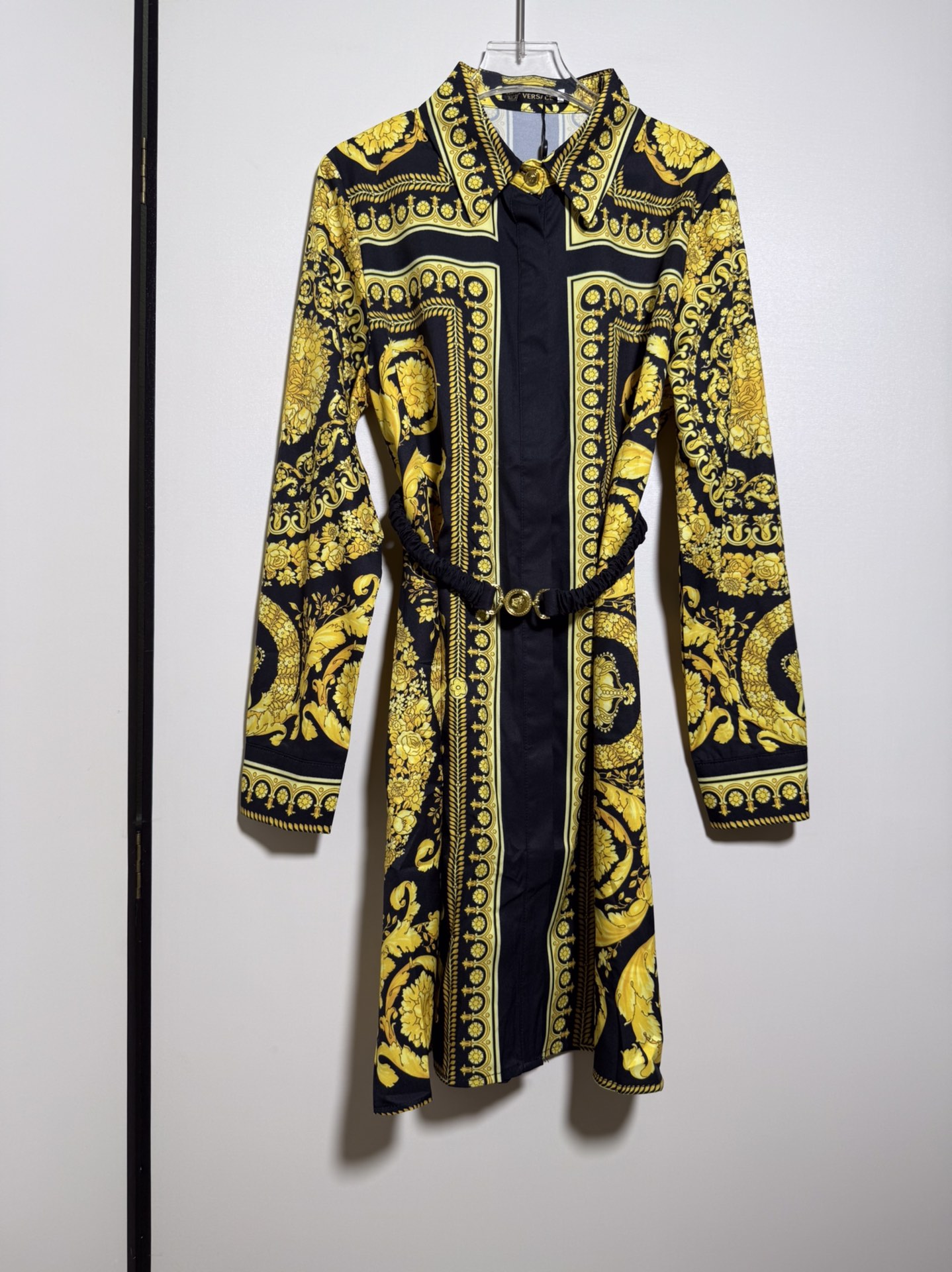 NO:821061,VERSA*E/Van*zhe new baroque printed long-sleeved lapel shirt dress.SMLXL, Versace-clothing,versace,versace,skirts,shirts,19860909VERSA*E/范*哲 新款巴洛克印花长袖翻领衬衫连衣裙.SMLXL,范思哲-服装,versace,versace,skirts,shirts,,Women's clothing