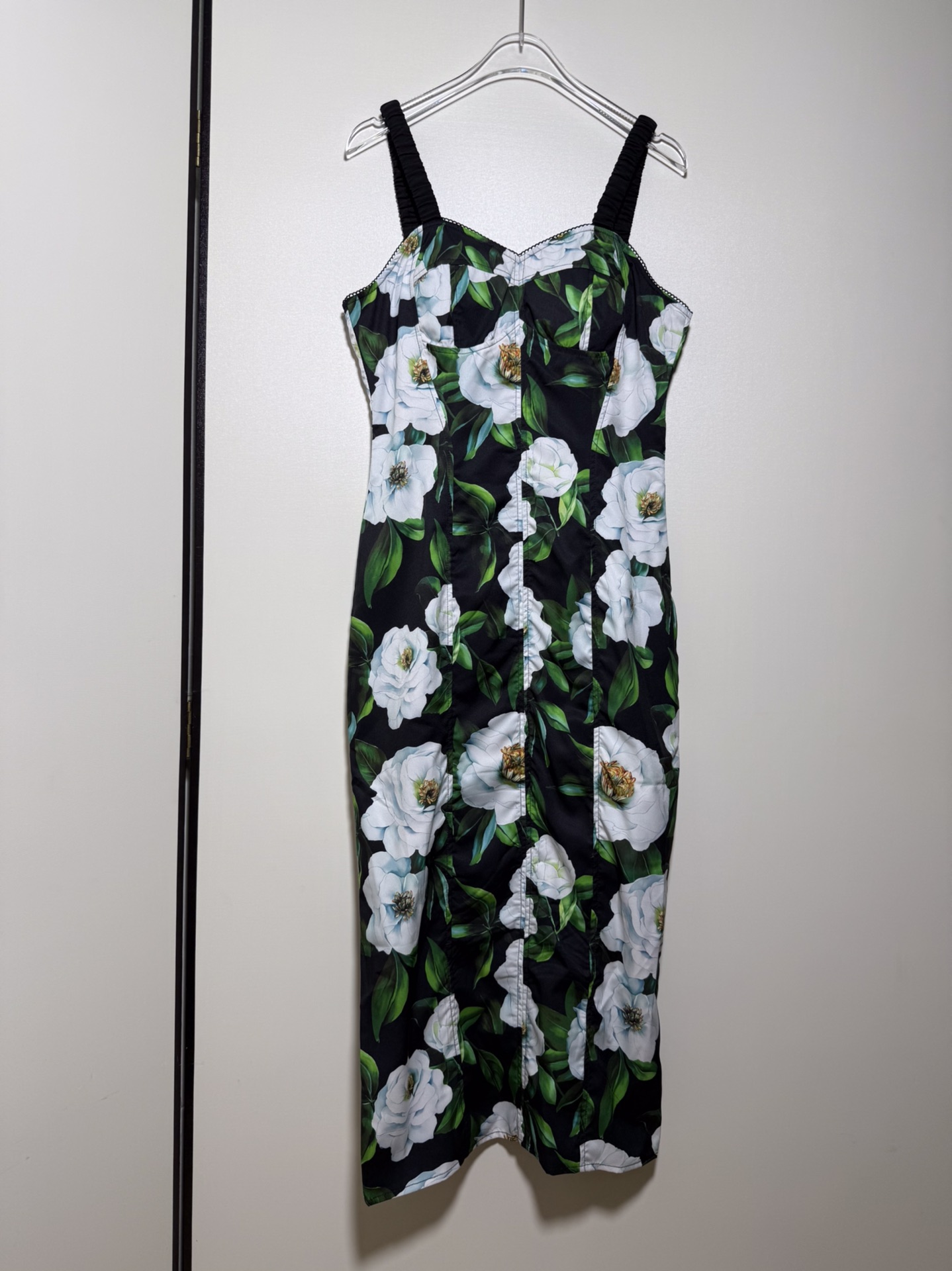 NO:821082,Dol*e&Gabba*a new gardenia bra-wrapped bra strap slim waist dress.SMLXL, Dolce&Gabbana-clothing, Dolce&Gabbana, skirts,19860909Dol*e&Gabba*a杜嘉*纳新品栀子花裹胸式抹胸吊带显瘦收腰连衣裙.SMLXL,杜嘉班纳-服装,Dolce&Gabbana,skirts,,Women's clothing