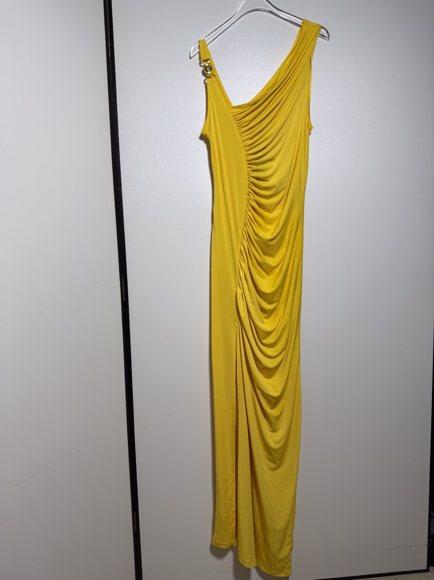 NO:832092,VERSACE/Versace women's popular series!  !  Draped asymmetrical draped gown dress large stretch mesh slim fit slim waist long dress SMLXL,,versace,versace,skirts,19860909VERSACE/范思哲 女士 爆款系列！！垂褶不对称垂坠礼服连衣裙大弹力网纱修身显瘦收腰长款连衣裙SMLXL,,versace,versace,skirts,,Women's clothing
