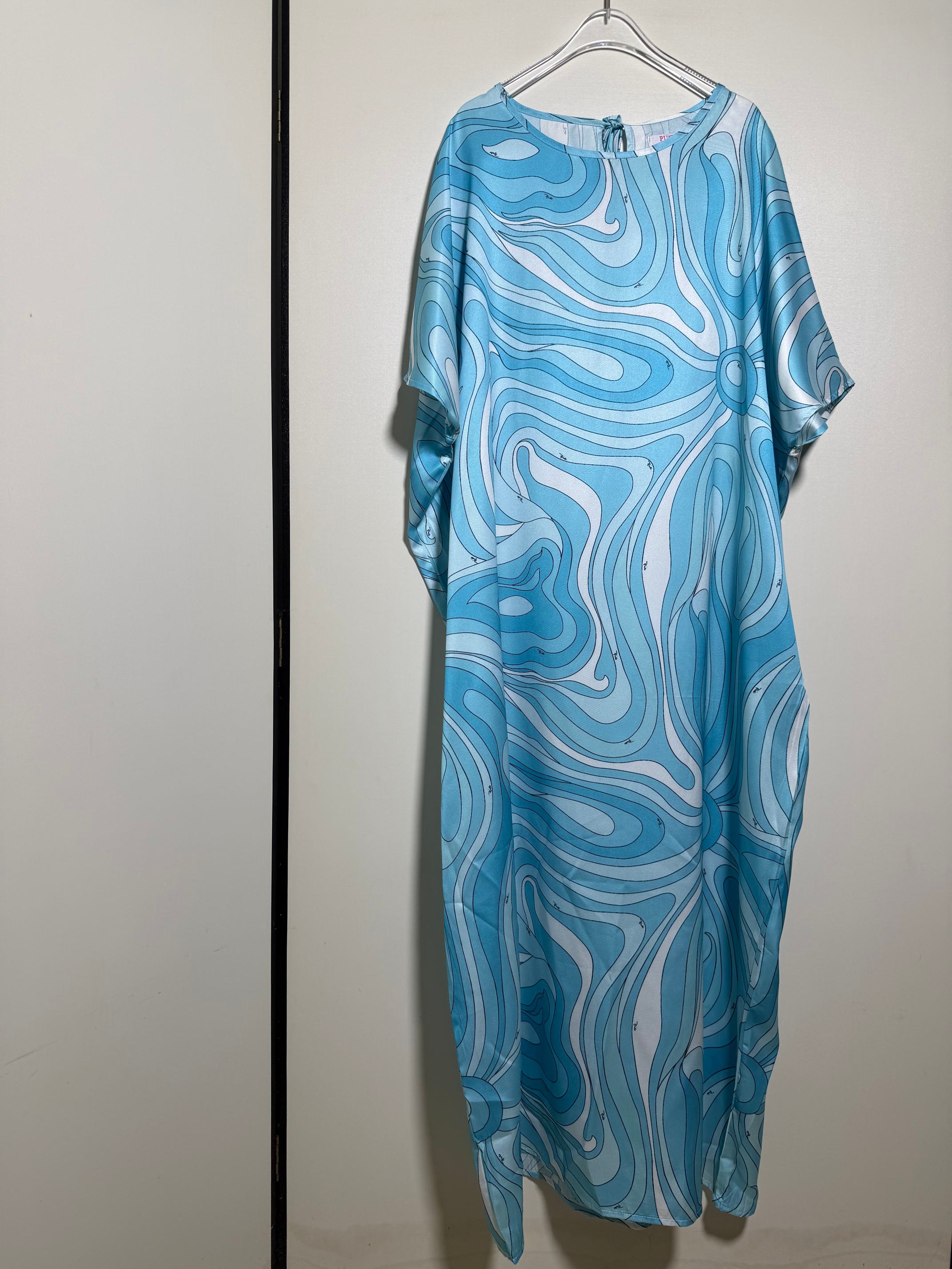 NO:867463,New multi-color geometric swirl printed casual loose long dress with bow tie on the back.SMLXL,,skirts,19860909新款多色几何漩涡印花后背绑带蝴蝶结休闲宽松长款连衣裙.SMLXL,,skirts,,Women's clothing