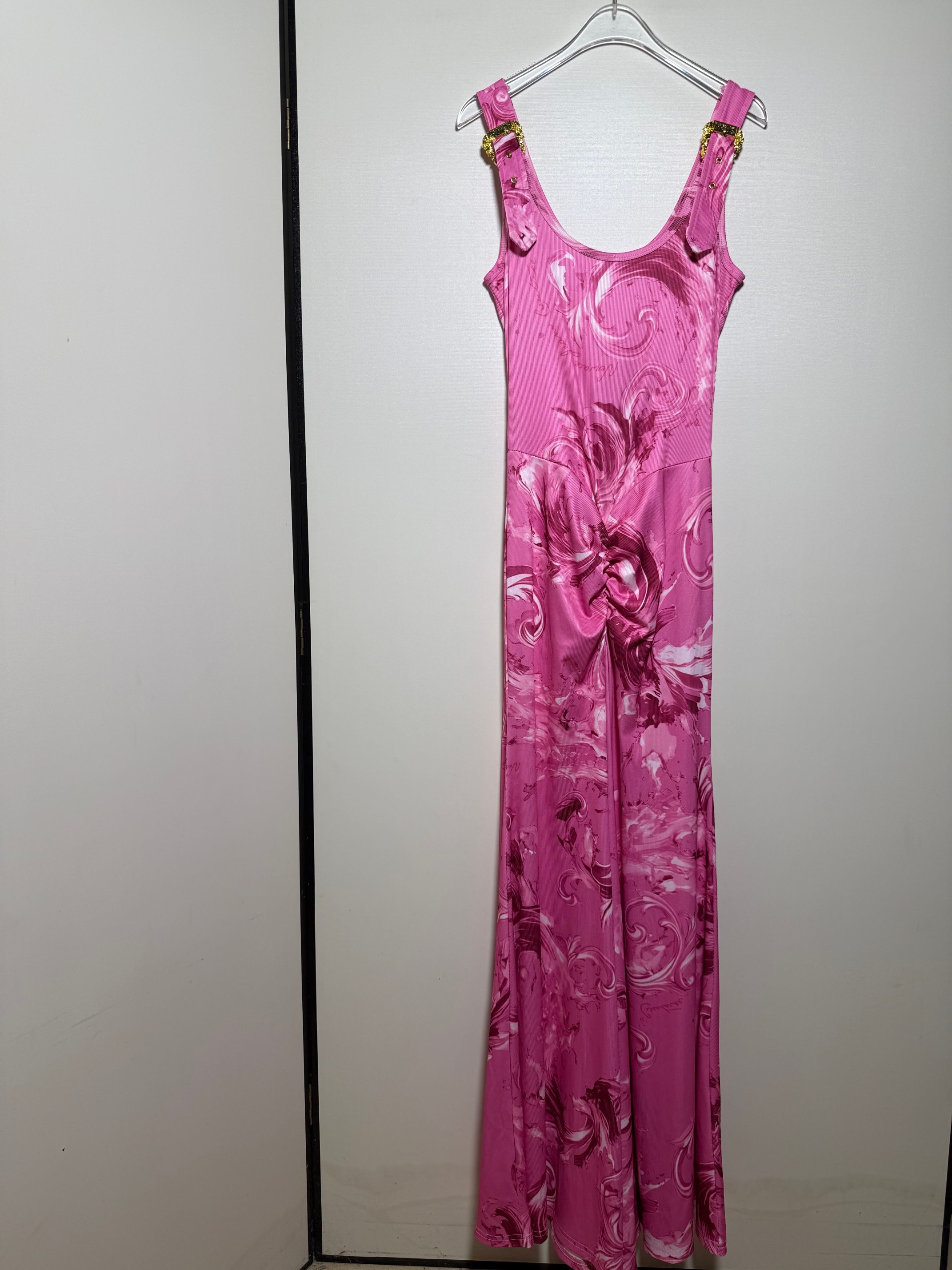 NO:866699,VERSA*C popular metal buckle shoulder draped elastic cotton slim waist slim camisole dress baroque print long dress.SMLXL, Versace-clothing,versace,versace,skirts,19860909VERSA*C 爆款金属扣饰肩垂褶弹力棉修身收腰显瘦吊带背心裙巴洛克印花长款连衣裙.SMLXL,范思哲-服装,versace,versace,skirts,,Women's clothing
