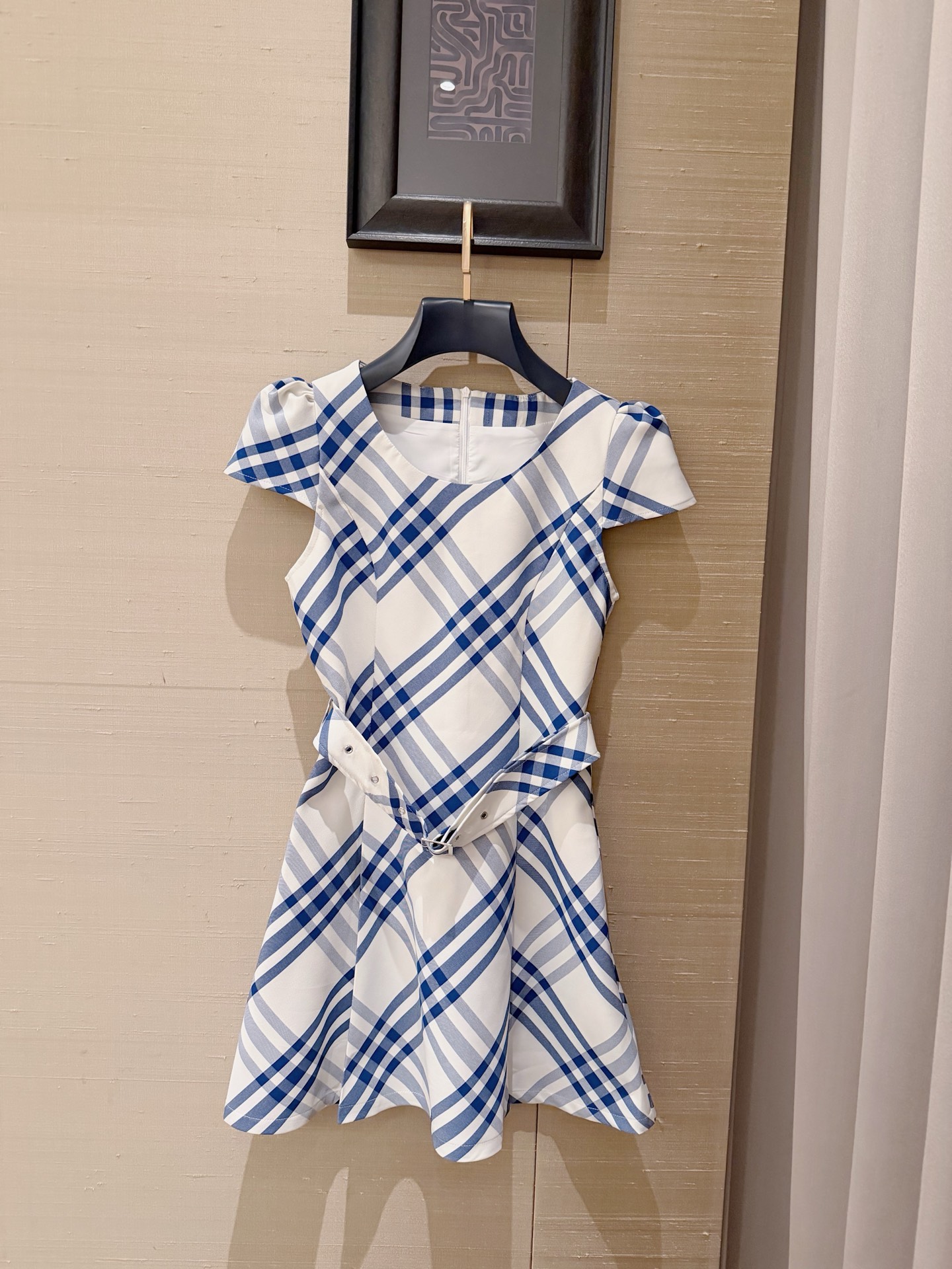 NO:866542,BURB*RR*Super popular classic blue check slim dress~~Benbu belt SML, Burberry-clothing, burberry, skirts,19860909BURB*RR*超级爆的经典蓝格显瘦连衣裙～～本布腰带SML,博柏利-服装,burberry,skirts,,Women's clothing