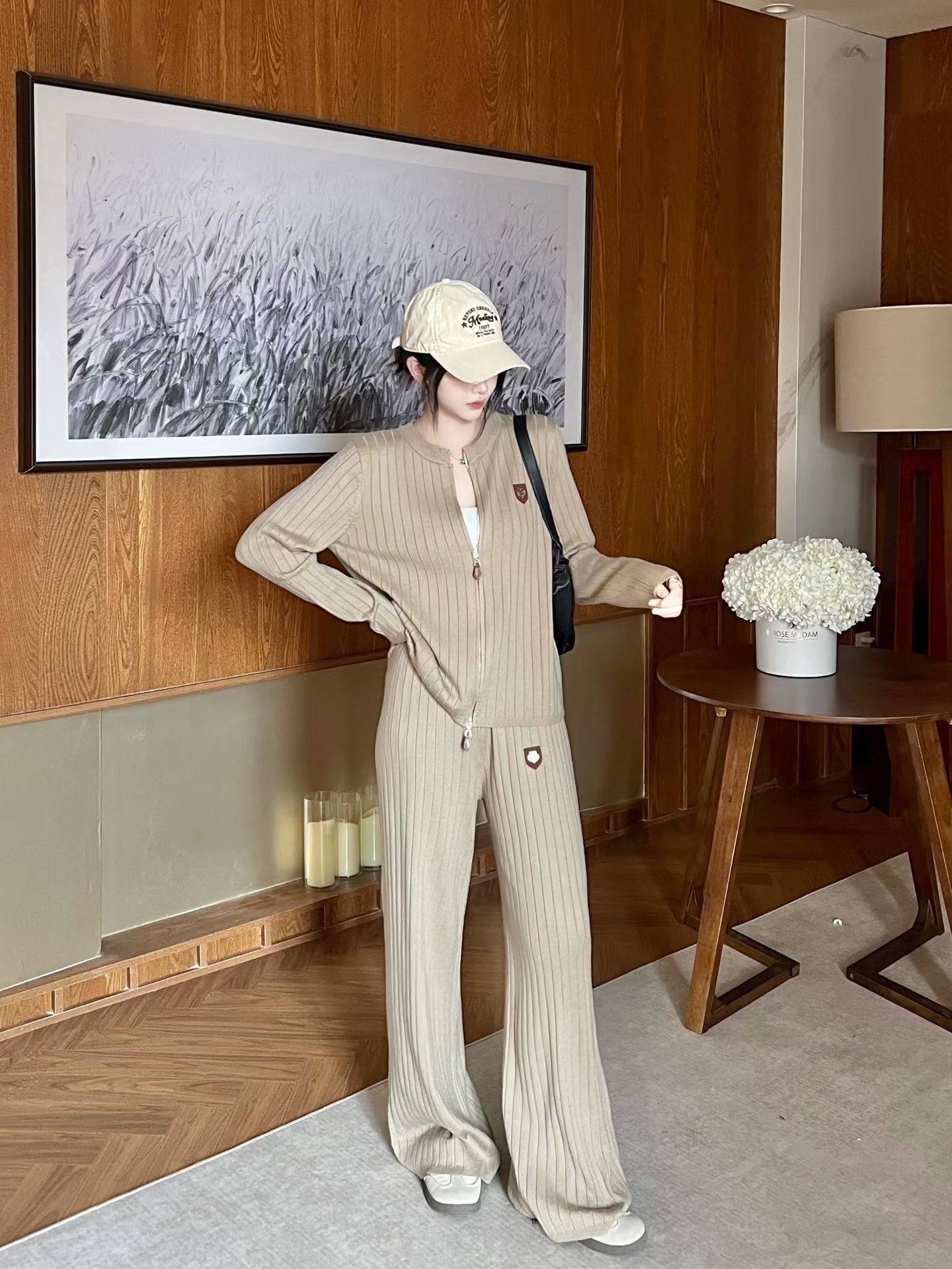 NO:952416,Suit New Classic Fashionable Versatile Casual Zippered Long Sleeve Knitted Sweater Cardigan Jacket Sweater Elastic Waist Casual Knitted Pants Casual Sports Suit Two Piece Set. One size fits all, jackets & coats, sweaters,19860909套装新款经典时髦百搭休闲拉链式长袖针织衫开衫外套毛衣松紧腰休闲针织长裤 休闲运动套装两件套.均码,,jackets & coats,sweaters,,Women's clothing
