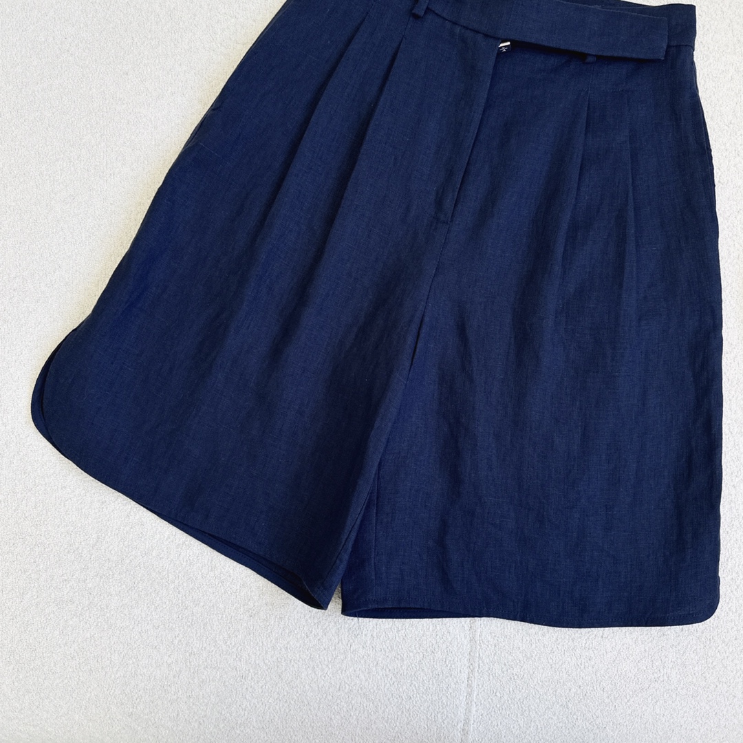 特价🉐️❗️现货齐码❗️不退不换❗️爆单款推荐 25Ss———春夏最新款松弛感的老钱风穿搭套装💙 帅气连