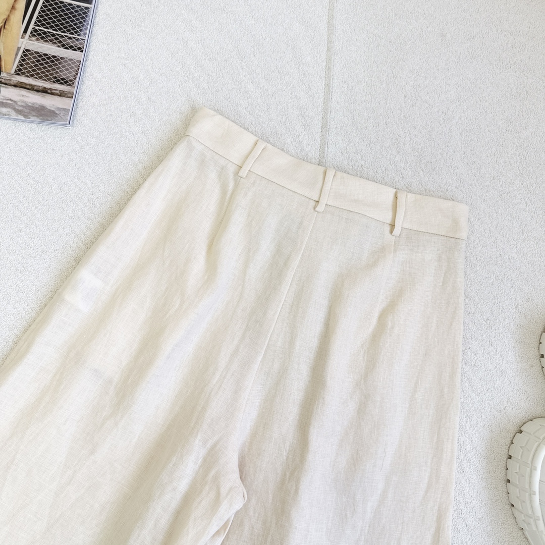 特价🉐️❗️现货齐码❗️不退不换爆单款推荐 25Ss———春夏最新款松弛感的老钱风穿搭套装💙 帅气连帽外