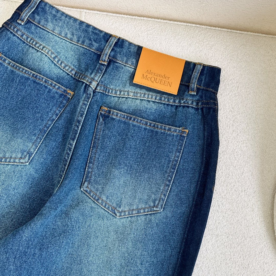 特价🉐️❗️SM❗️不退不换❗️原单品质 MCQ 🌾———早秋最新款高级牛仔套装🤍双层荷叶裙摆不规则牛仔